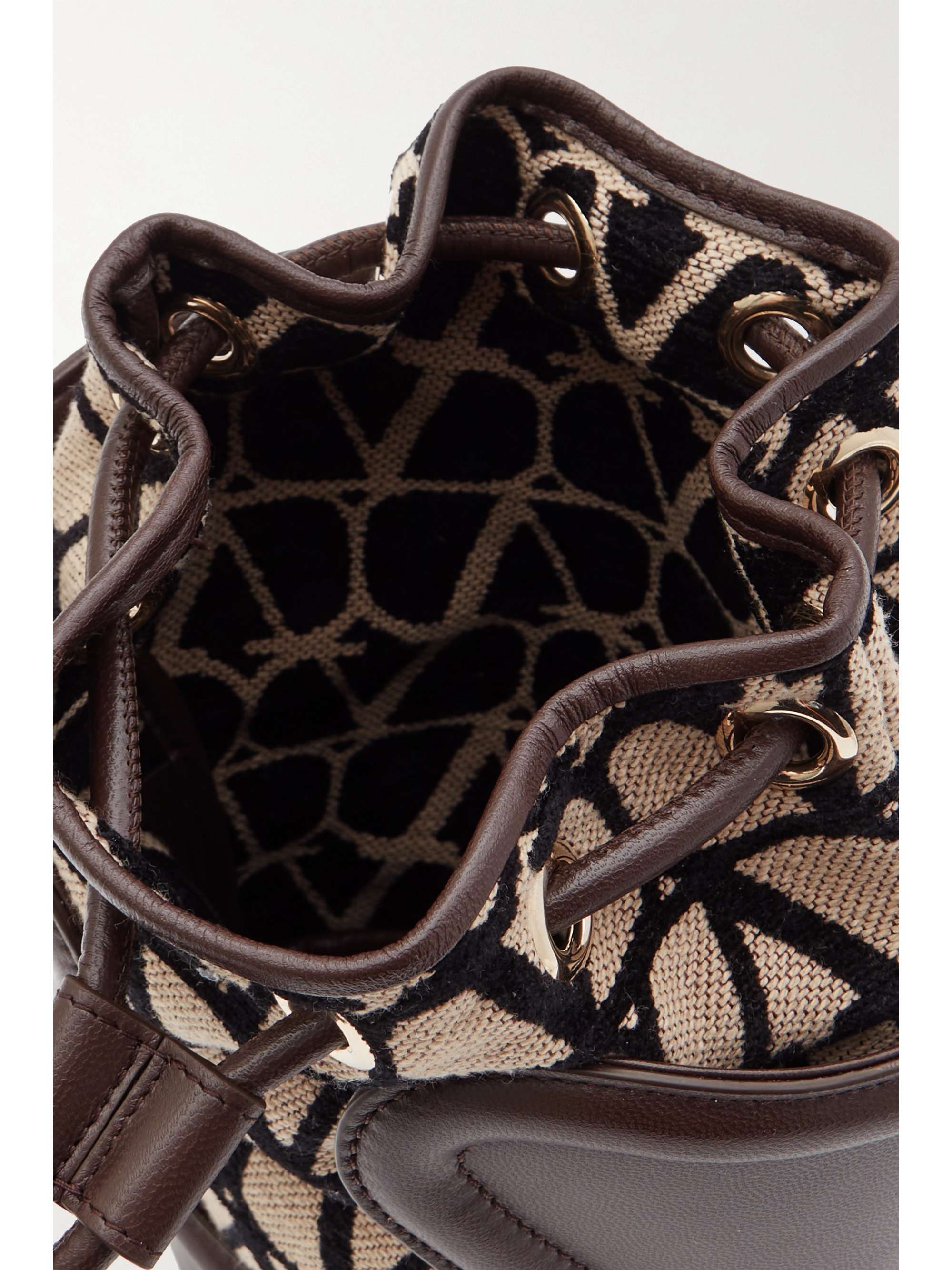 VALENTINO GARAVANI Sculpture leather and logo-jacquard bucket bag