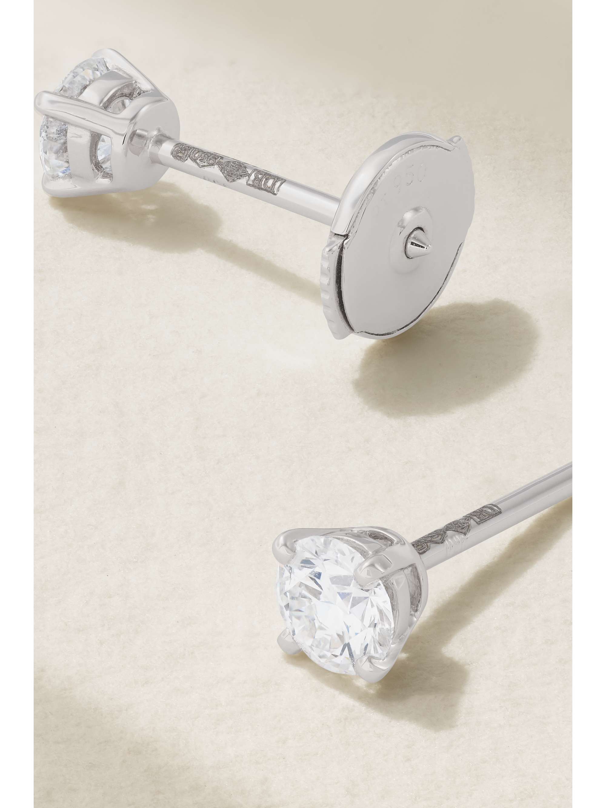 DE BEERS DB Classic 铂金钻石耳钉