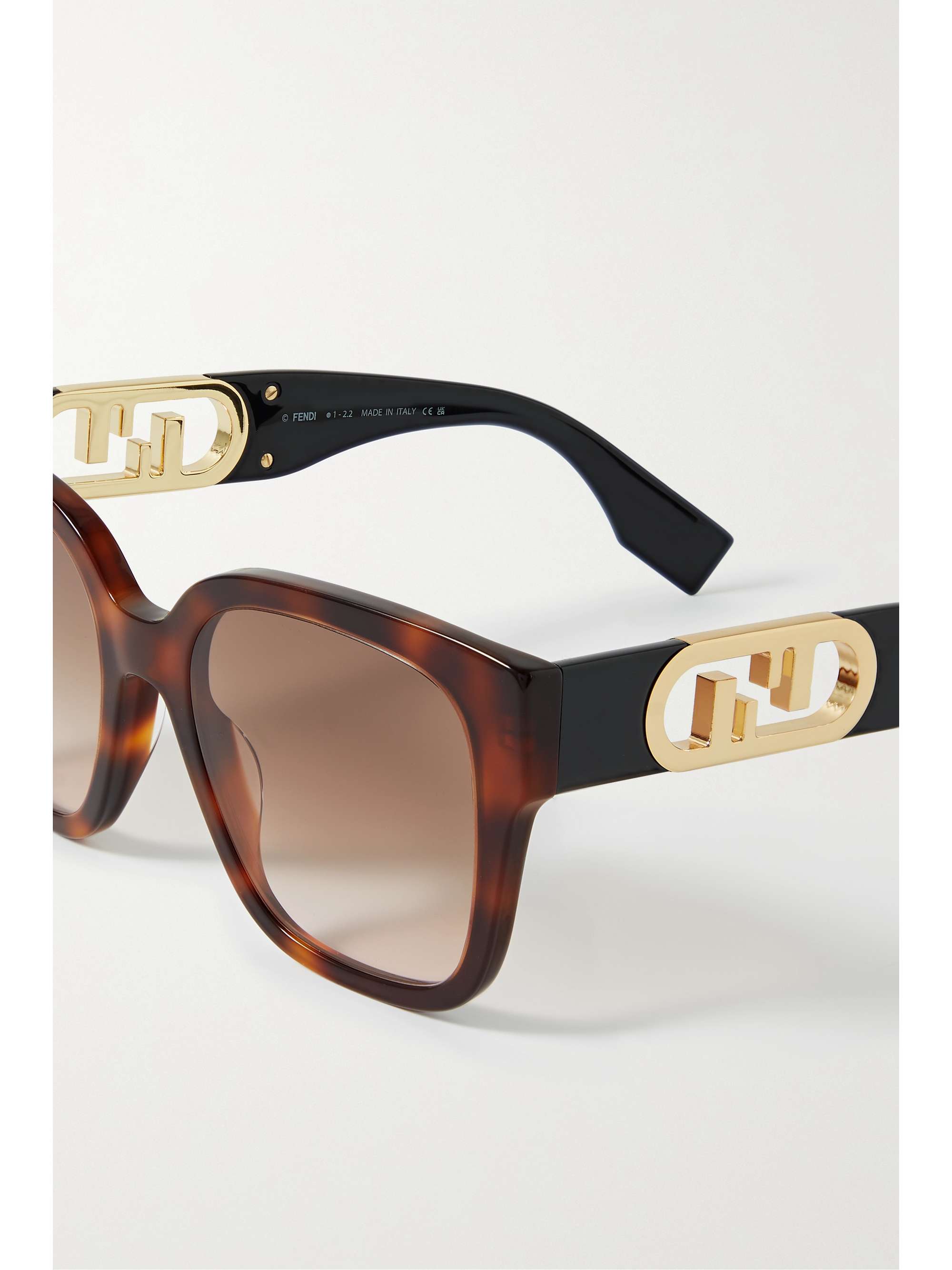 FENDI EYEWEAR نظارات شمسية O'Lock بإطار مربّع كبير الحجم من الأسيتات بنقشة صدفة السلحفاة