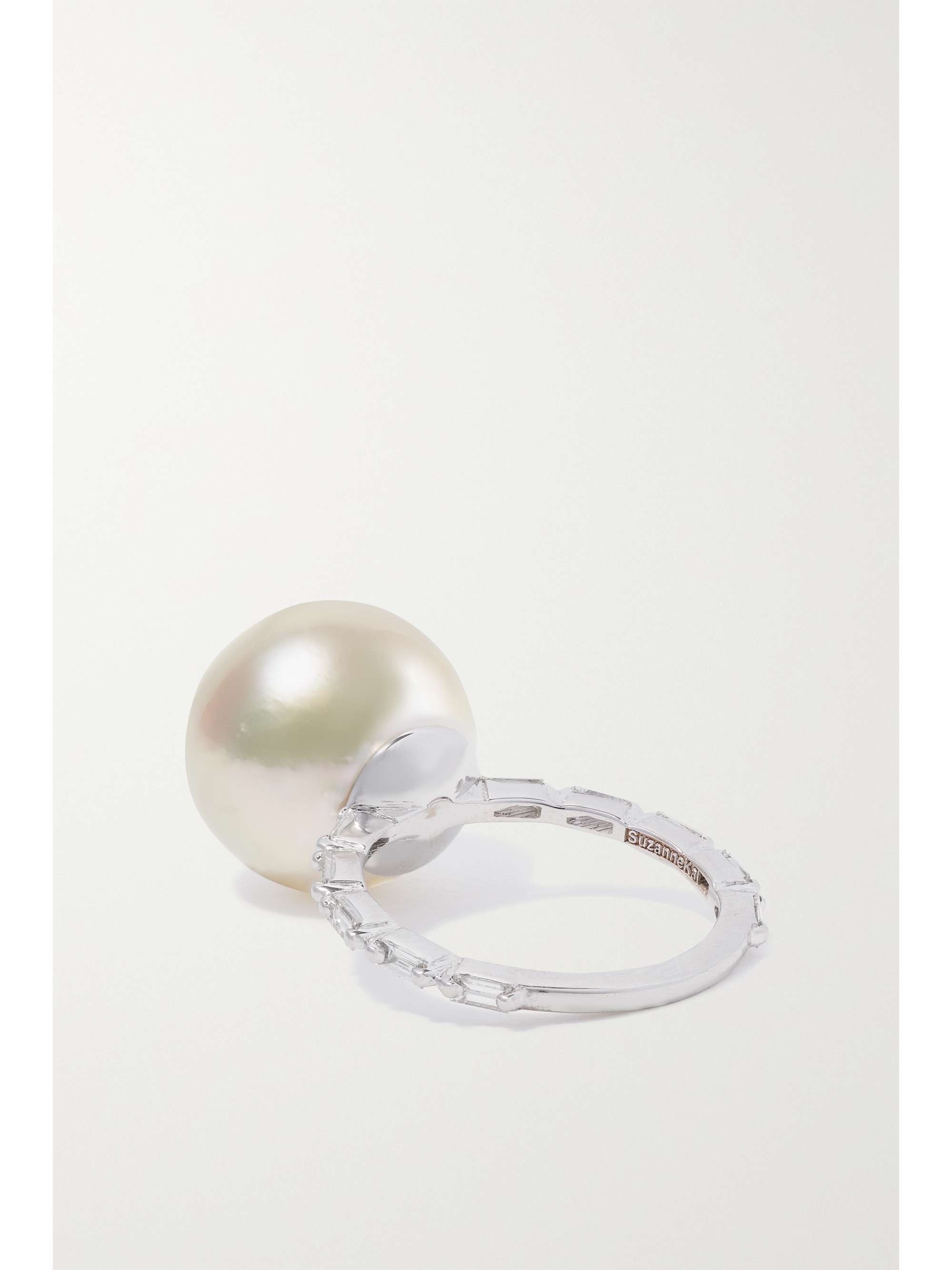SUZANNE KALAN 18-karat white gold mother-of-pearl ring