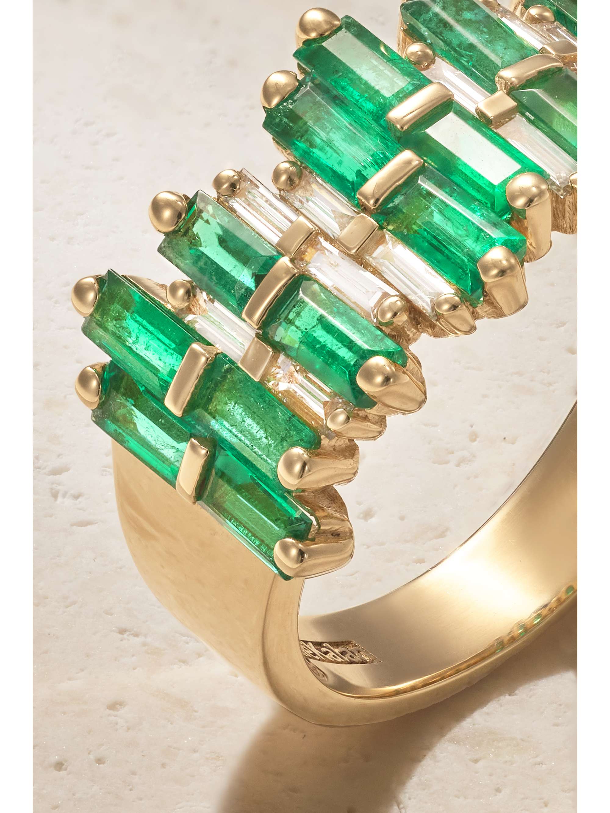 SUZANNE KALAN 18-karat gold, emerald and diamond ring | NET-A-PORTER