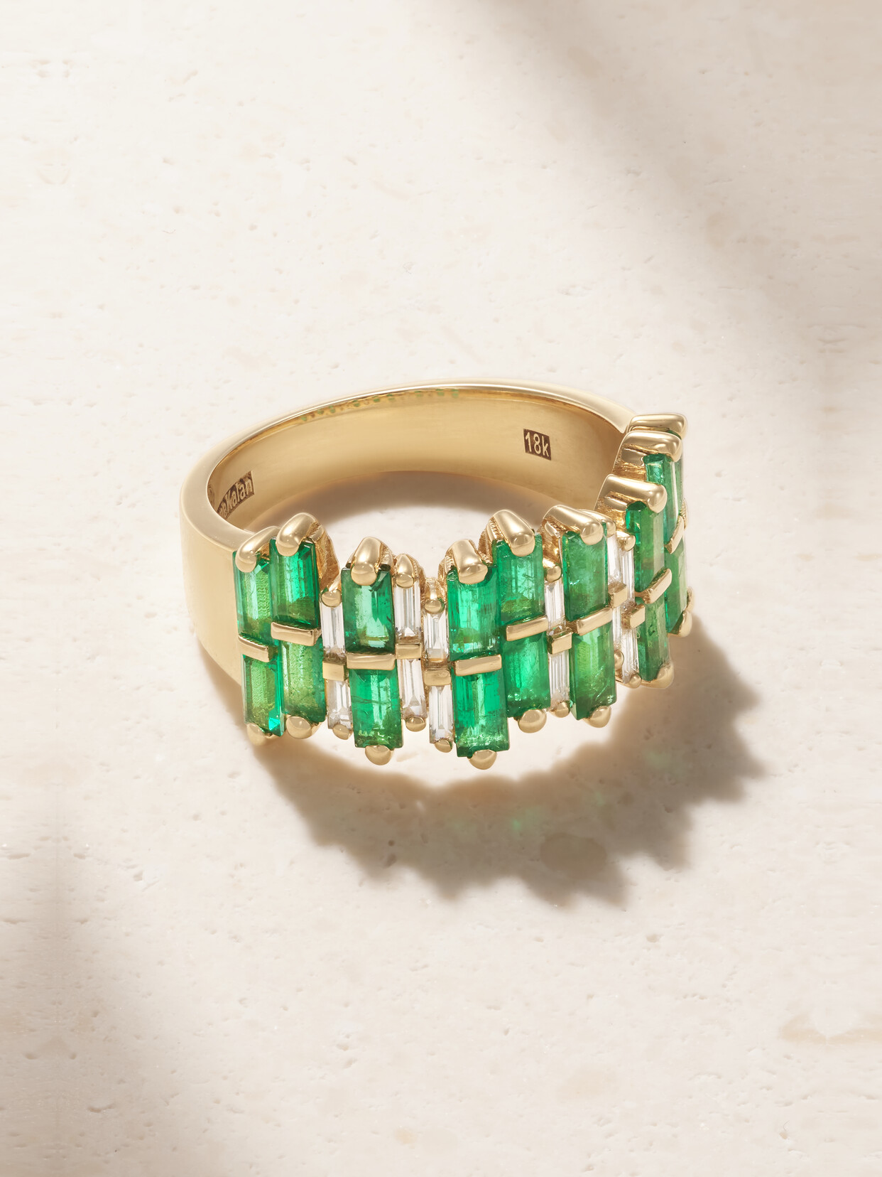 Suzanne Kalan 18kt Yellow Gold Diamond And Emerald Half-band Ring In Green