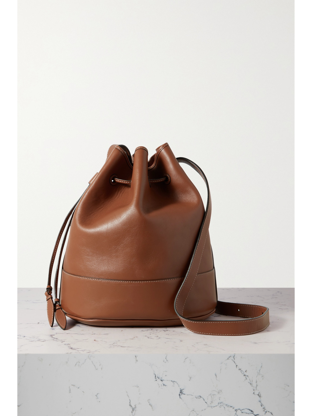 Hunting Season The Extra Large Drawstring Leather Bucket Bag In Brown