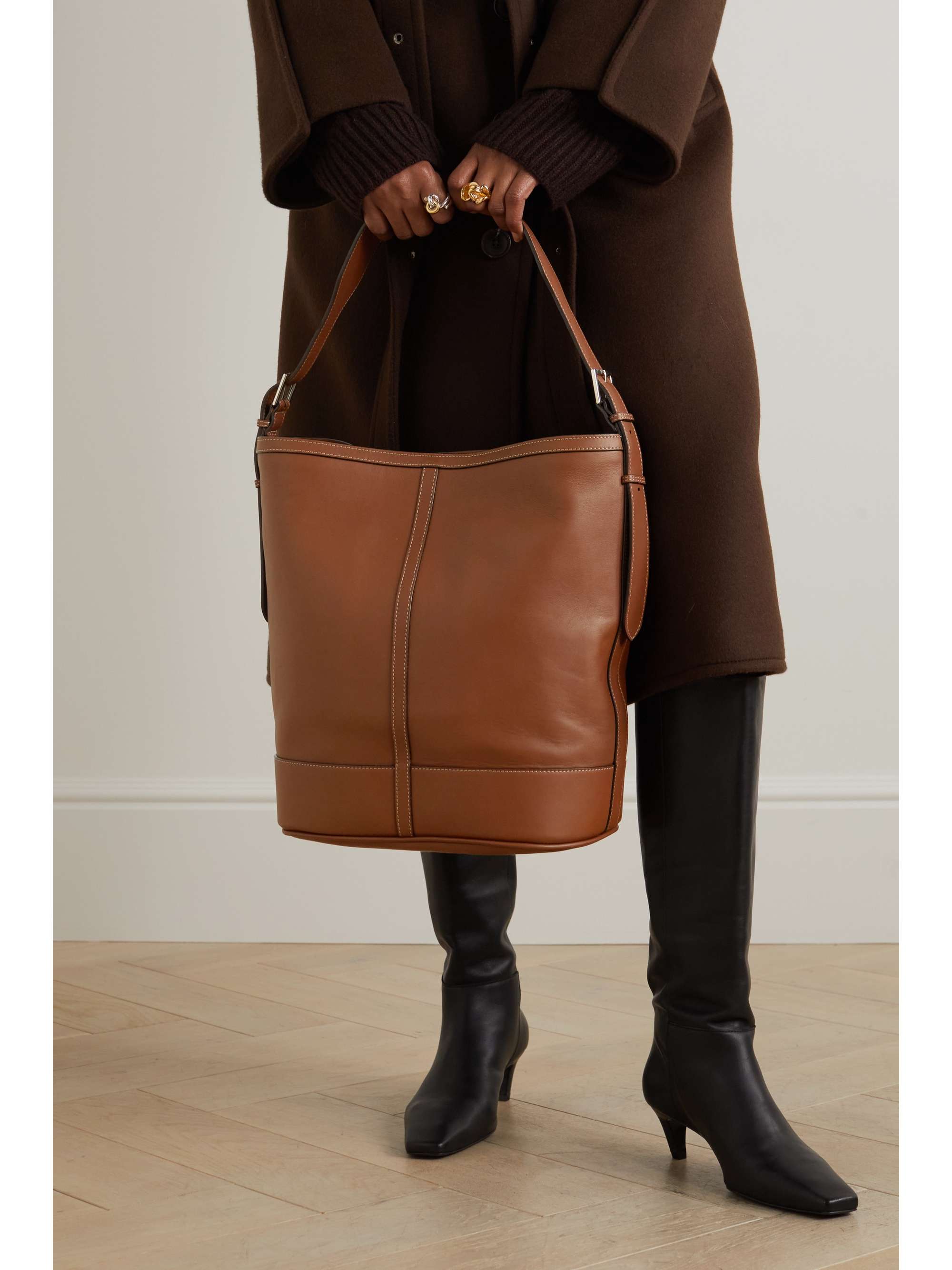 HUNTING SEASON Topstitched leather tote | NET-A-PORTER