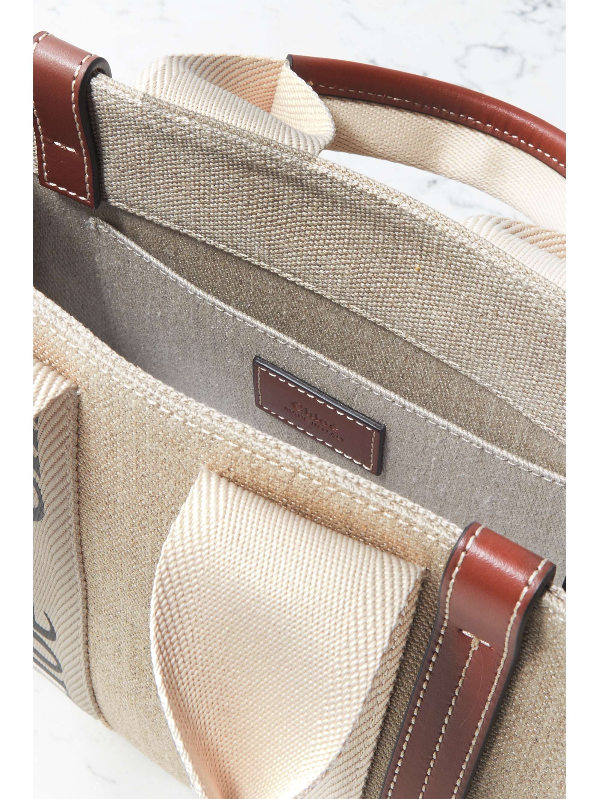 CHLOÉ + NET SUSTAIN Woody small embroidered leather-trimmed linen tote