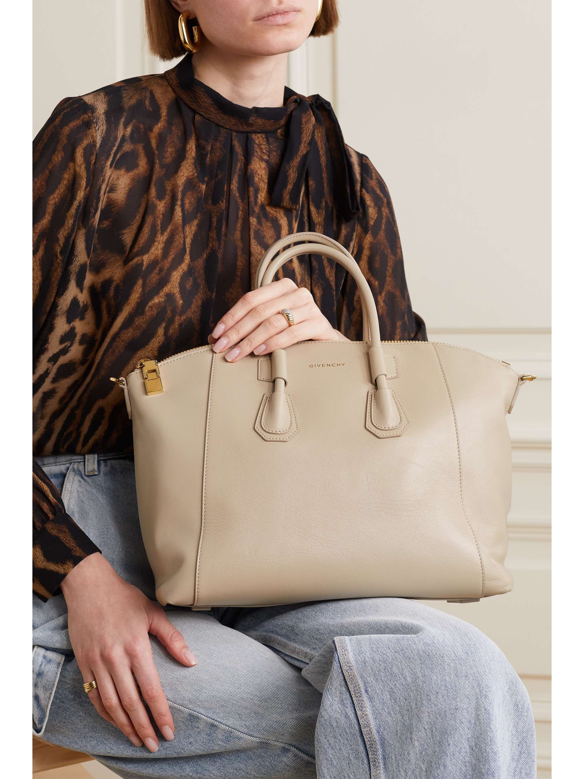 GIVENCHY Antigona Sport small leather tote