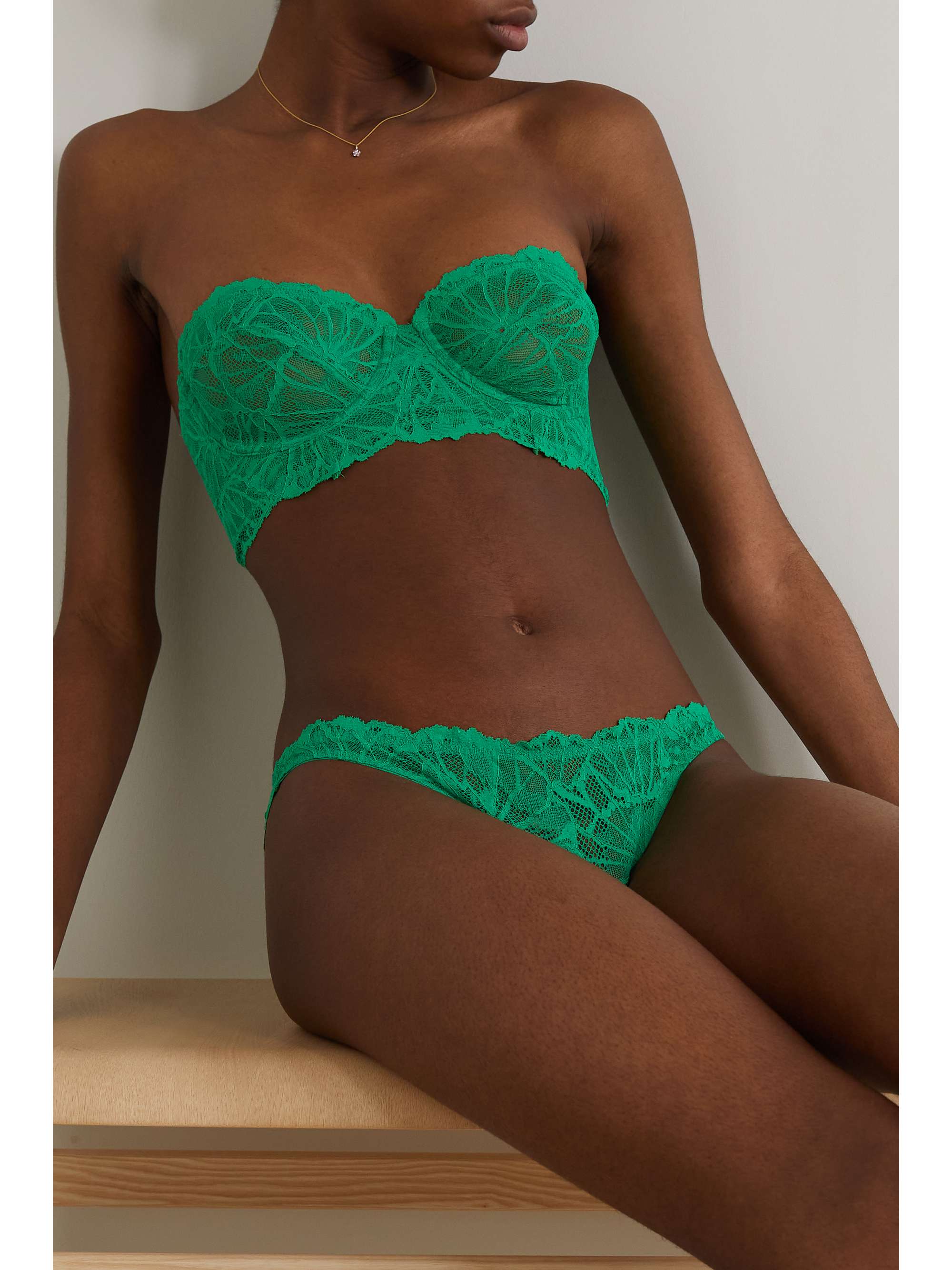 DORA LARSEN + NET SUSTAIN Mia recycled-lace Brazilian briefs
