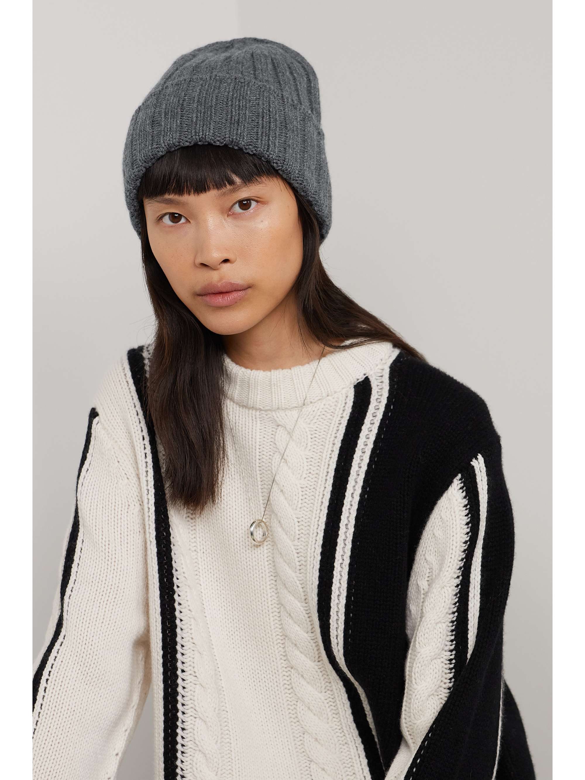 JOHNSTONS OF ELGIN Ribbed cashmere beanie