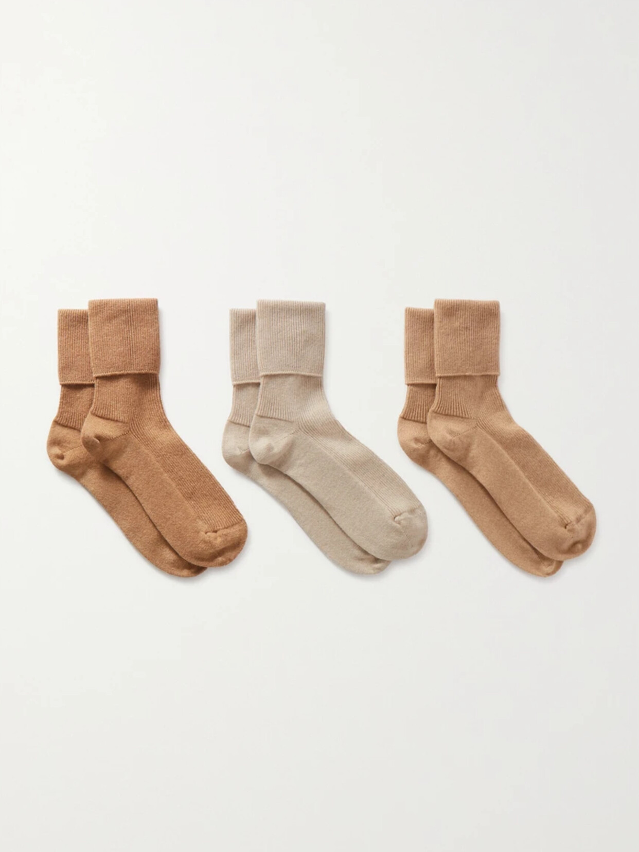 Johnstons Of Elgin Set Of Three Ribbed Cashmere-blend Socks In Neutrals