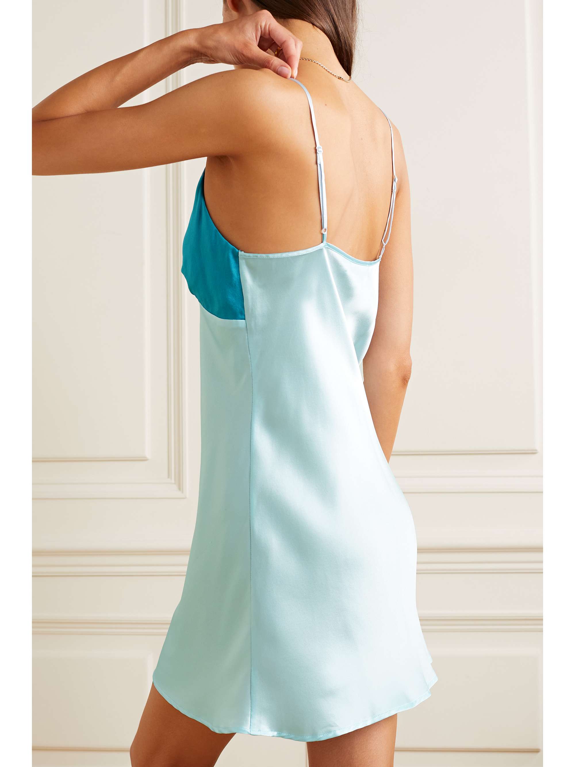MAISON ESSENTIELE 90s It Girl two-tone silk-satin chemise