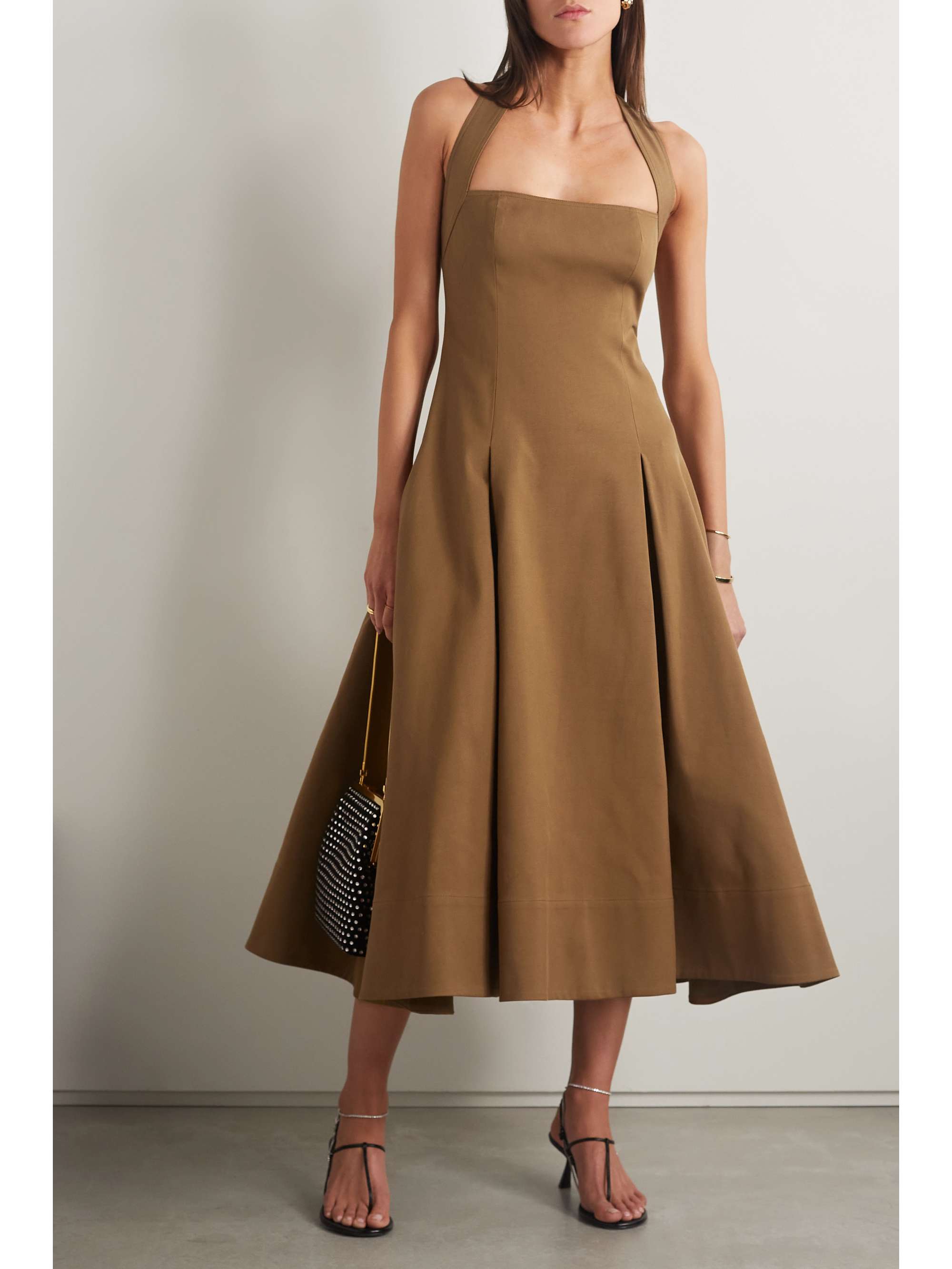 KHAITE Lalita Neckholder-Midikleid aus Twill aus einer Baumwollmischung mit Falten