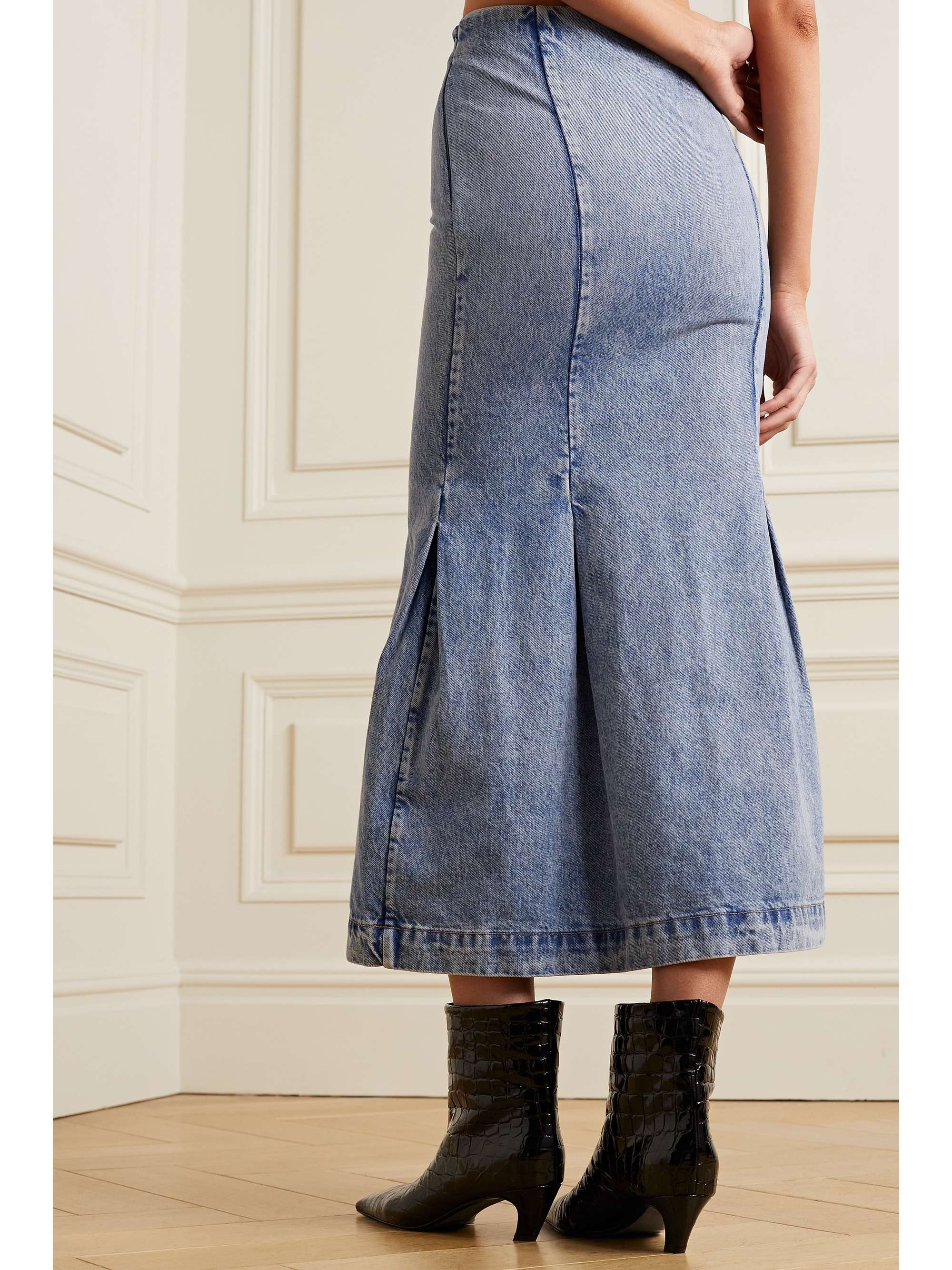 KHAITE Levine Midirock aus Denim