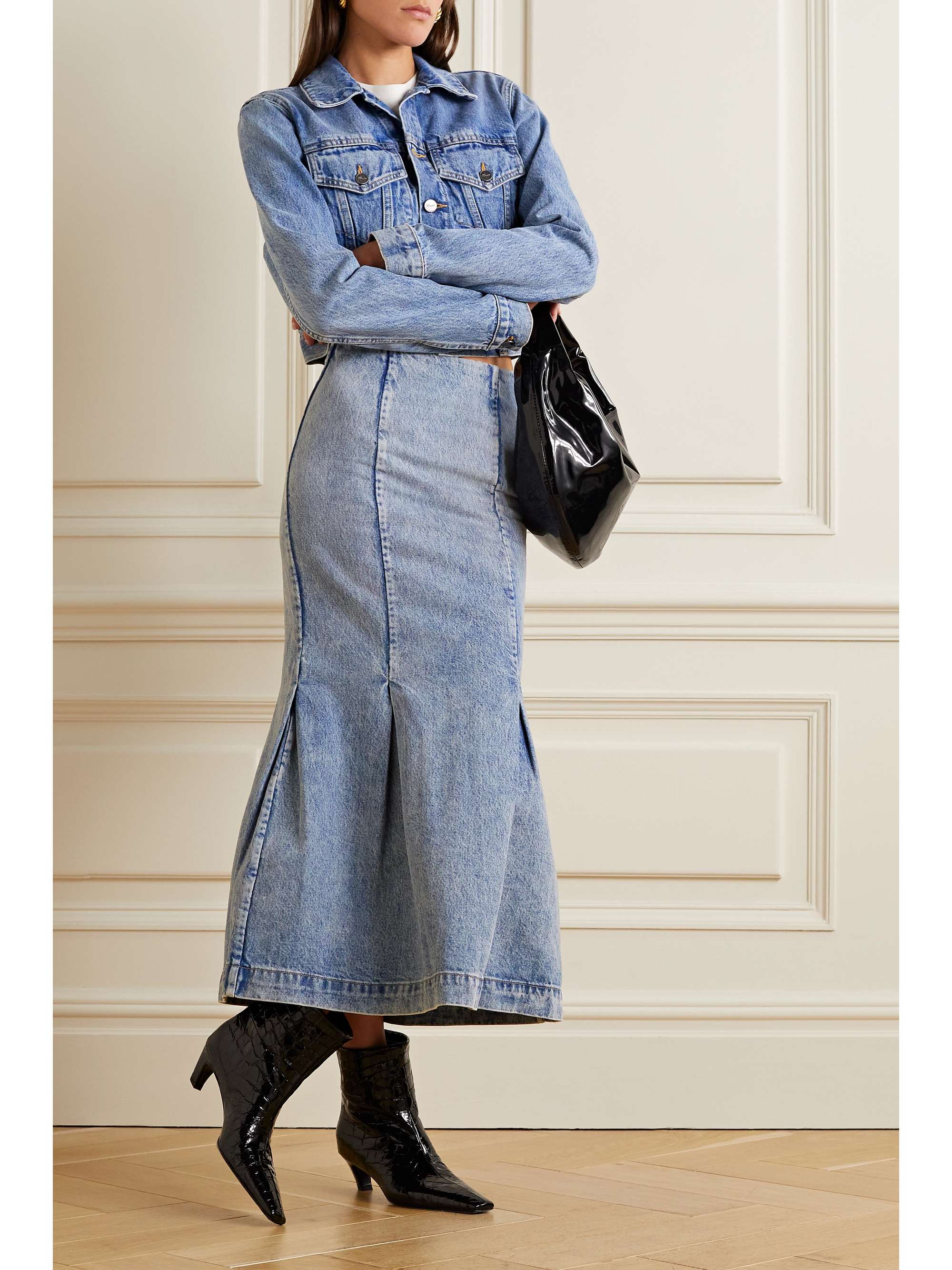 KHAITE Levine Midirock aus Denim