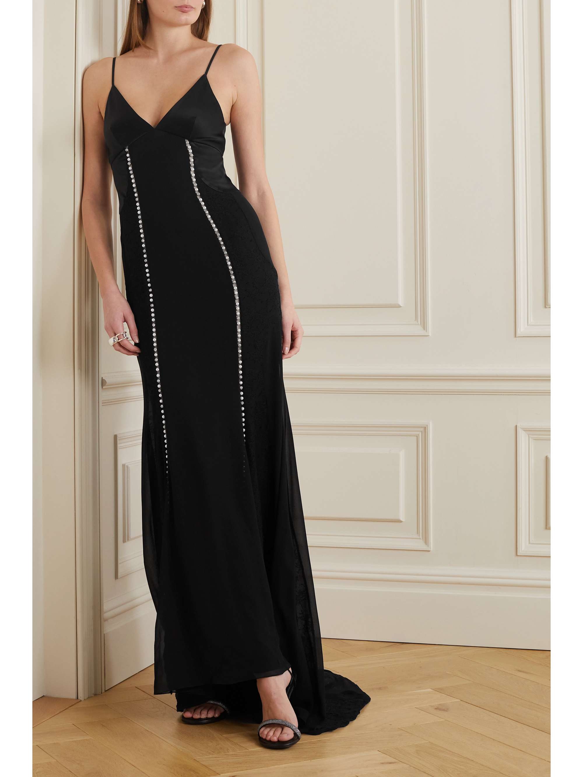 GIVENCHY Robe du soir en satin, mousseline et dentelle de soie à ornements