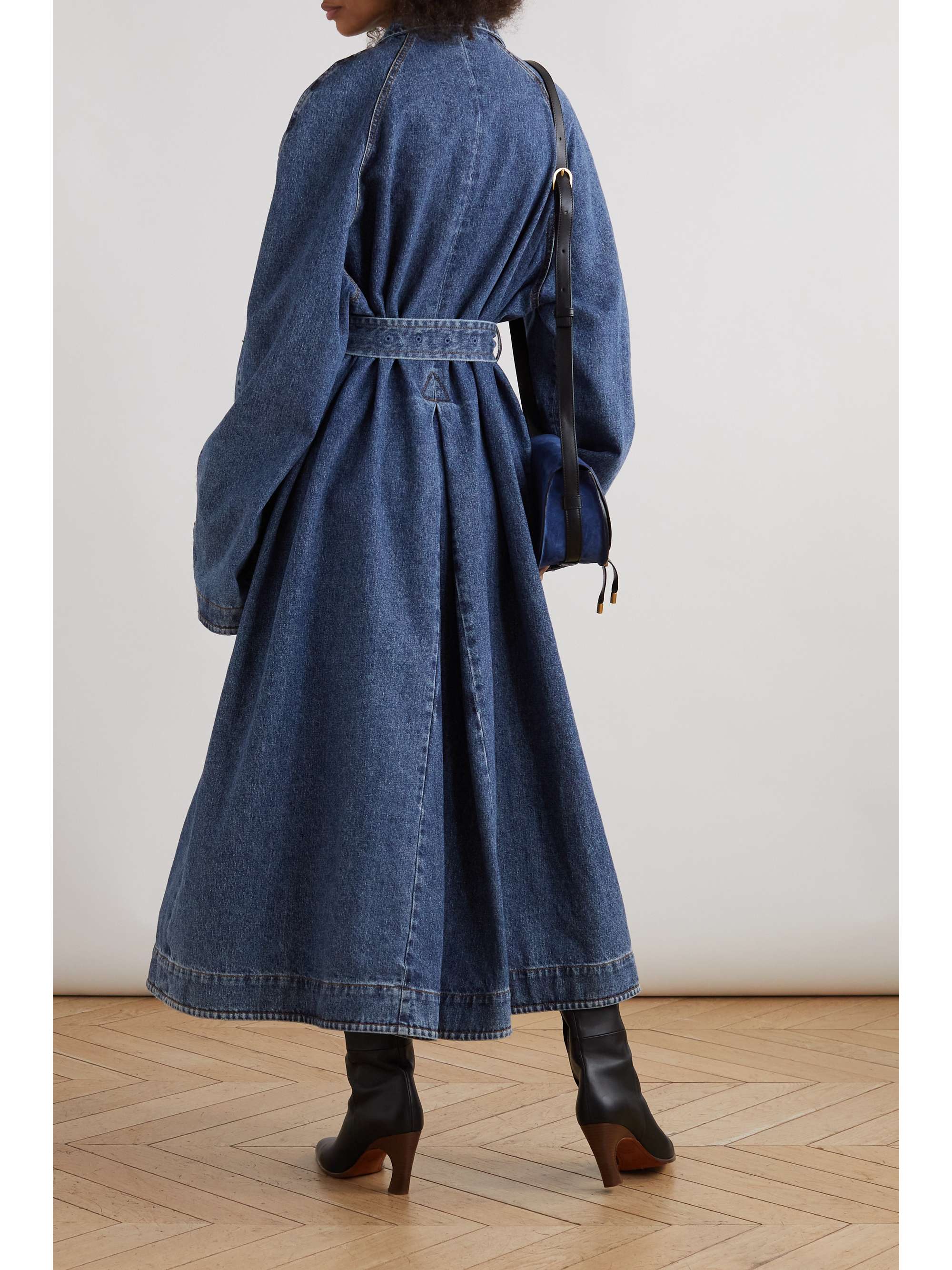 CHLOÉ + NET SUSTAIN oversized recycled denim trench coat