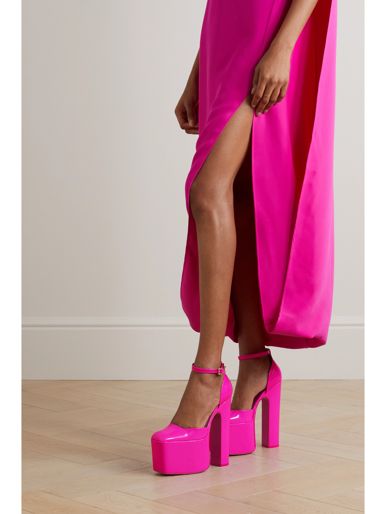 Garavani - Valentino Garavani Discobox 180 Patent-Leather Platform Pumps
