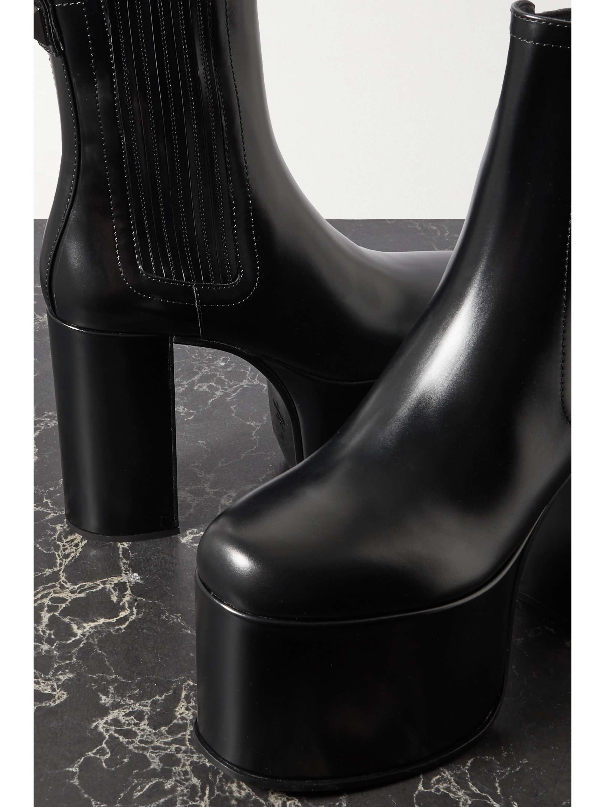 VALENTINO GARAVANI Valentino Garavani Club Beatle 125 leather platform ankle boots