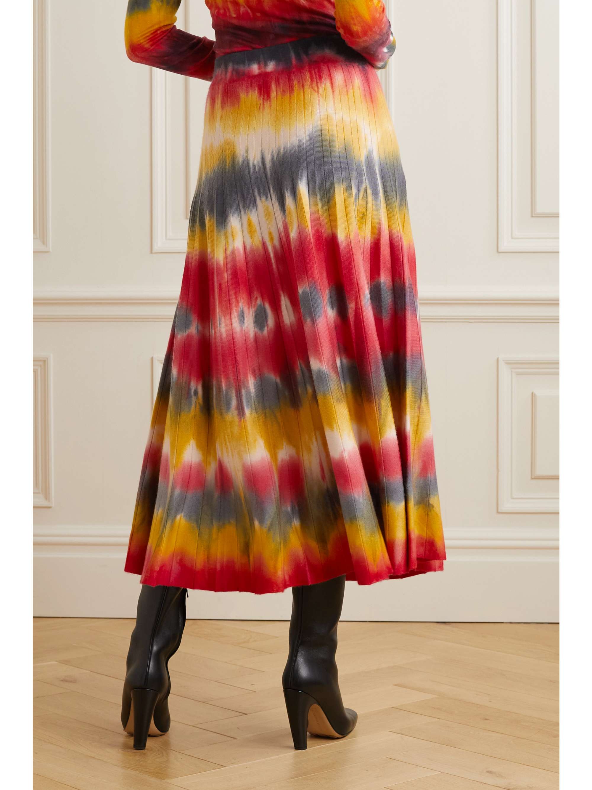 GABRIELA HEARST Ella pleated tie-dyed cashmere midi skirt