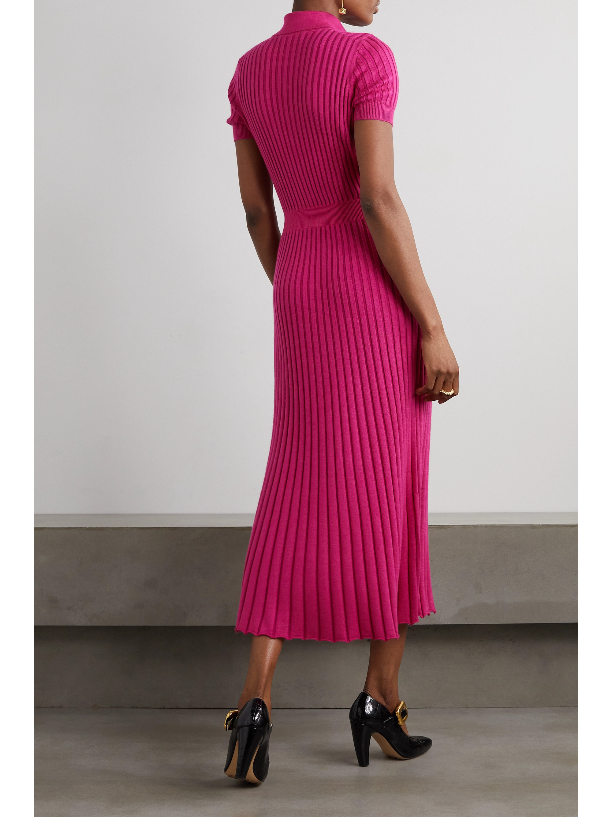 Gabriela Hearst Amor ribbed cashmere and silk-blend midi dress thumbnail