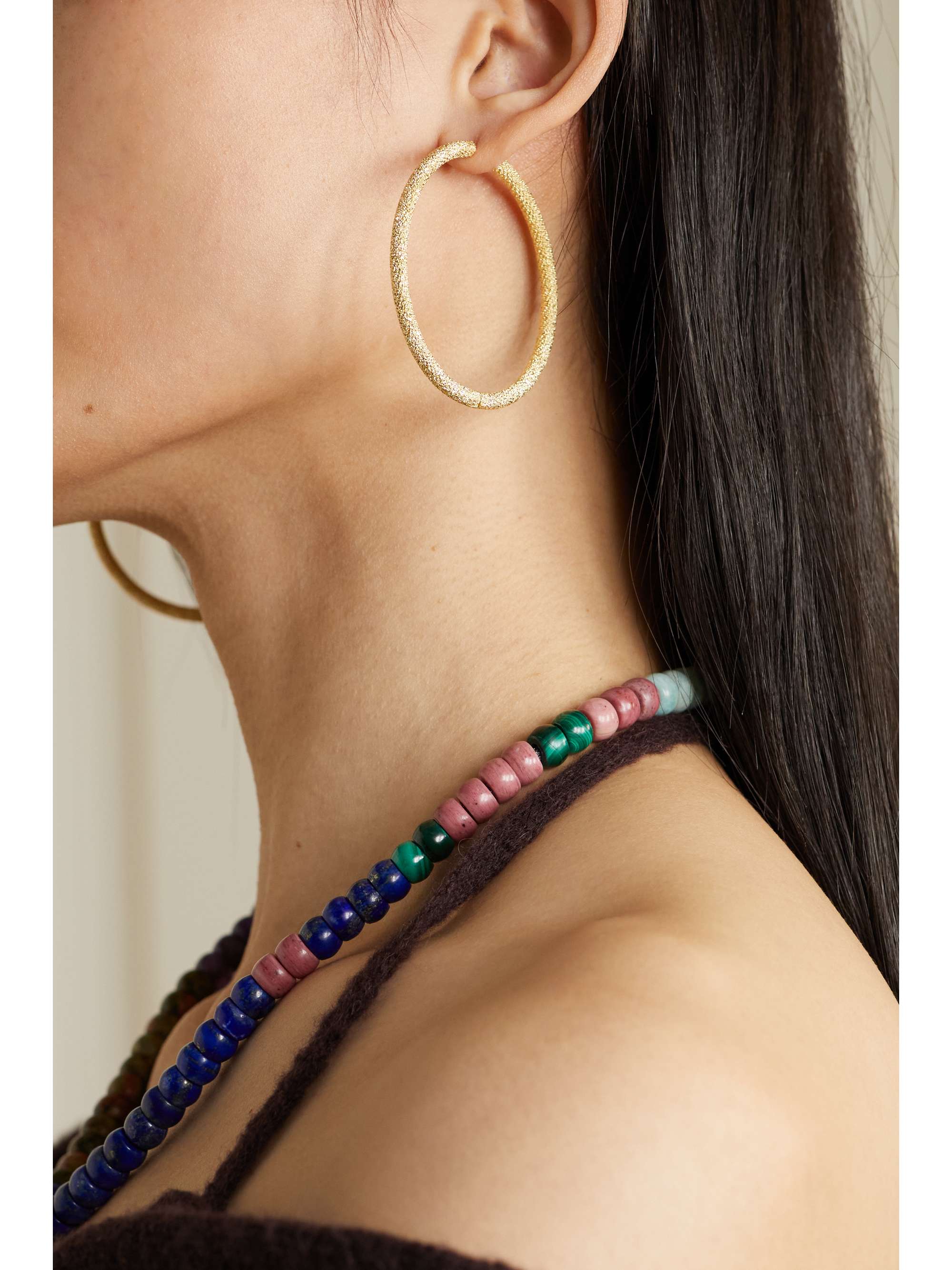 CAROLINA BUCCI Florentine extra large 18-karat gold hoop CAROLINA BUCCI Florentine extra large 18-karat gold hoop