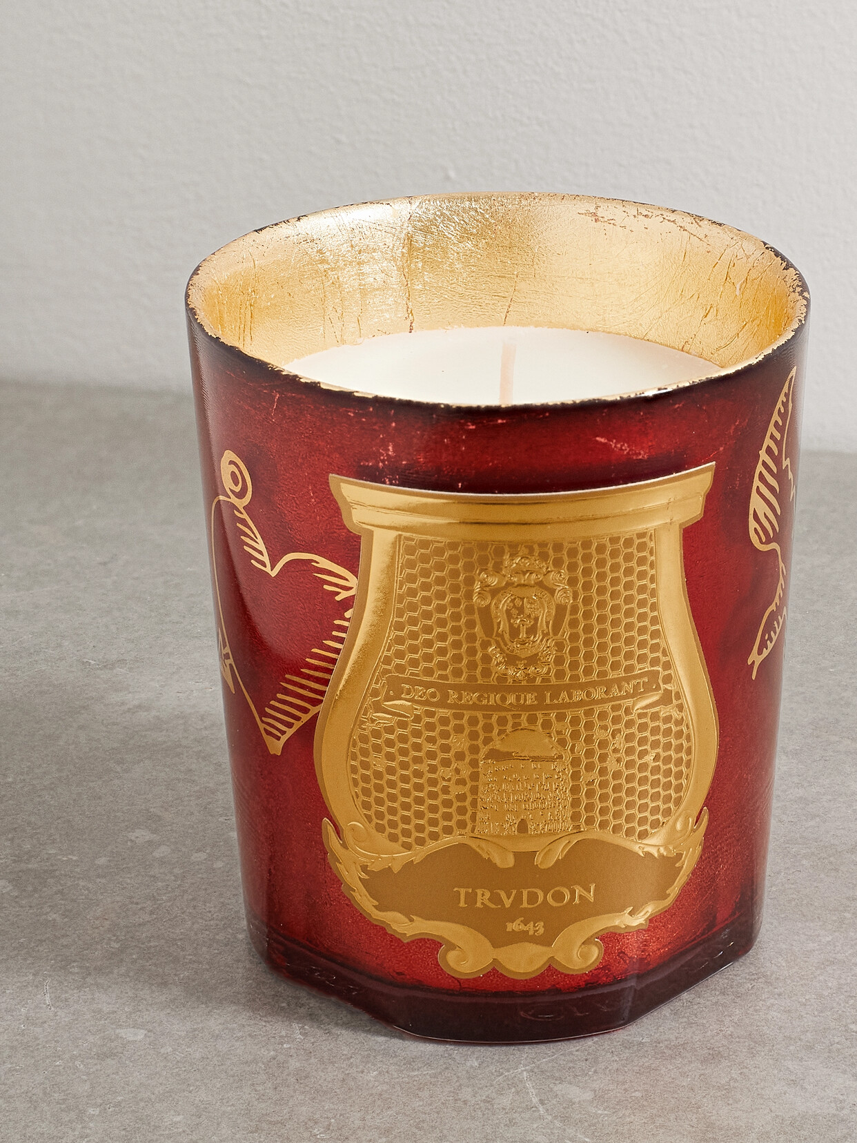 Trudon Candlelight And Scents Red Uni In Red