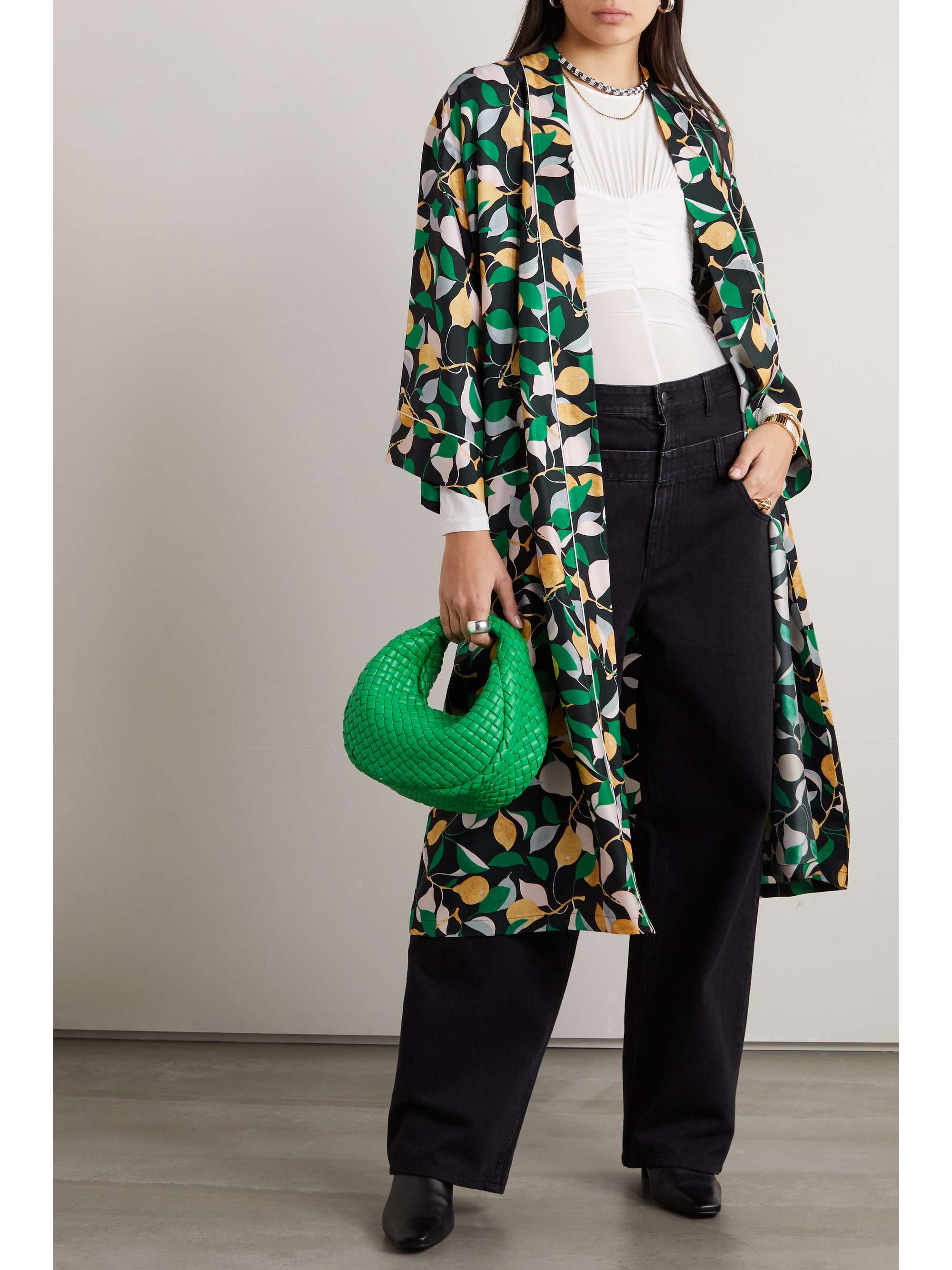 LA DOUBLEJ Belted floral-print silk-twill robe