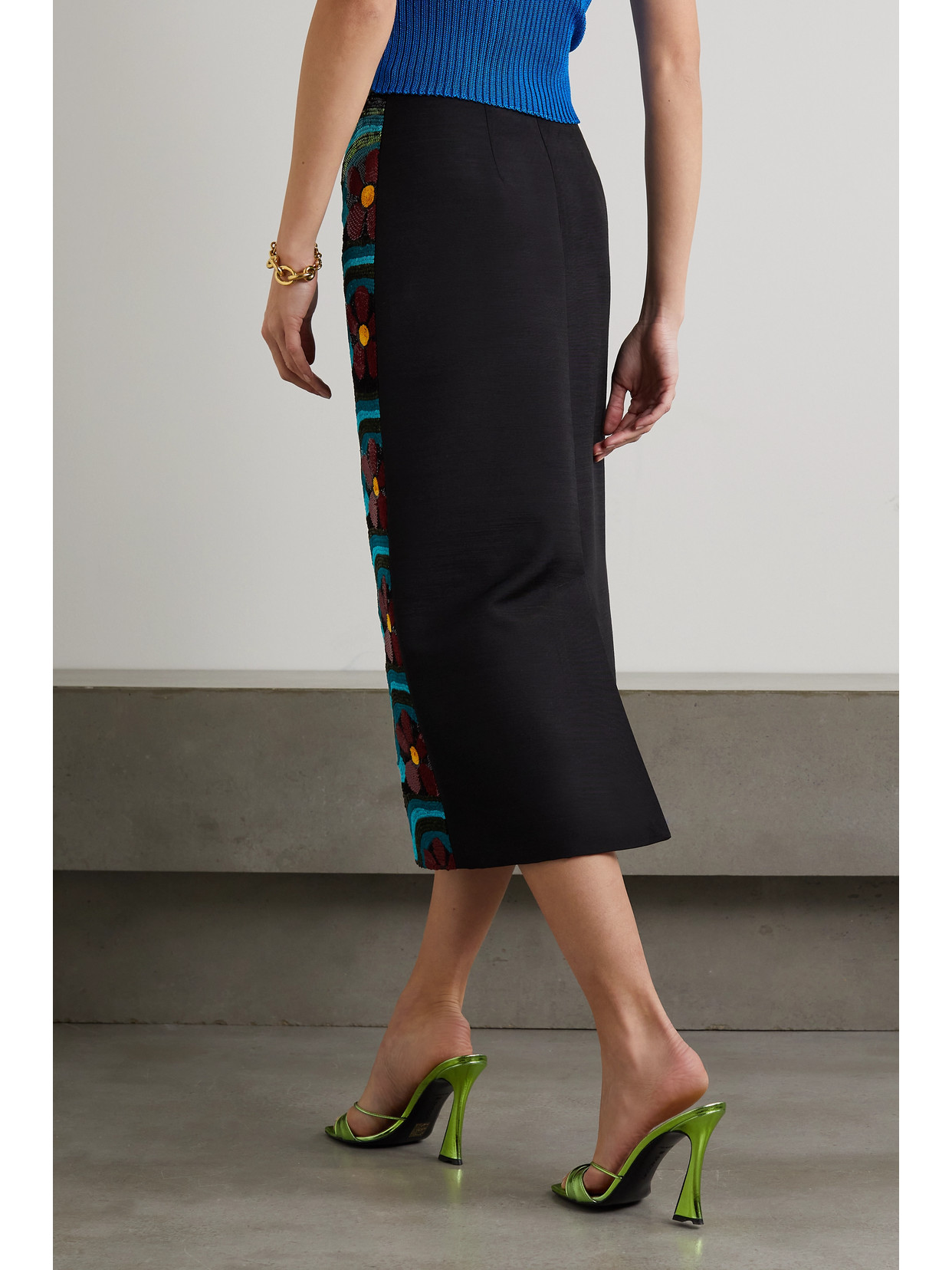La Doublej Wavy Floral Sequin Embroidered Midi Pencil Skirt In Blue
