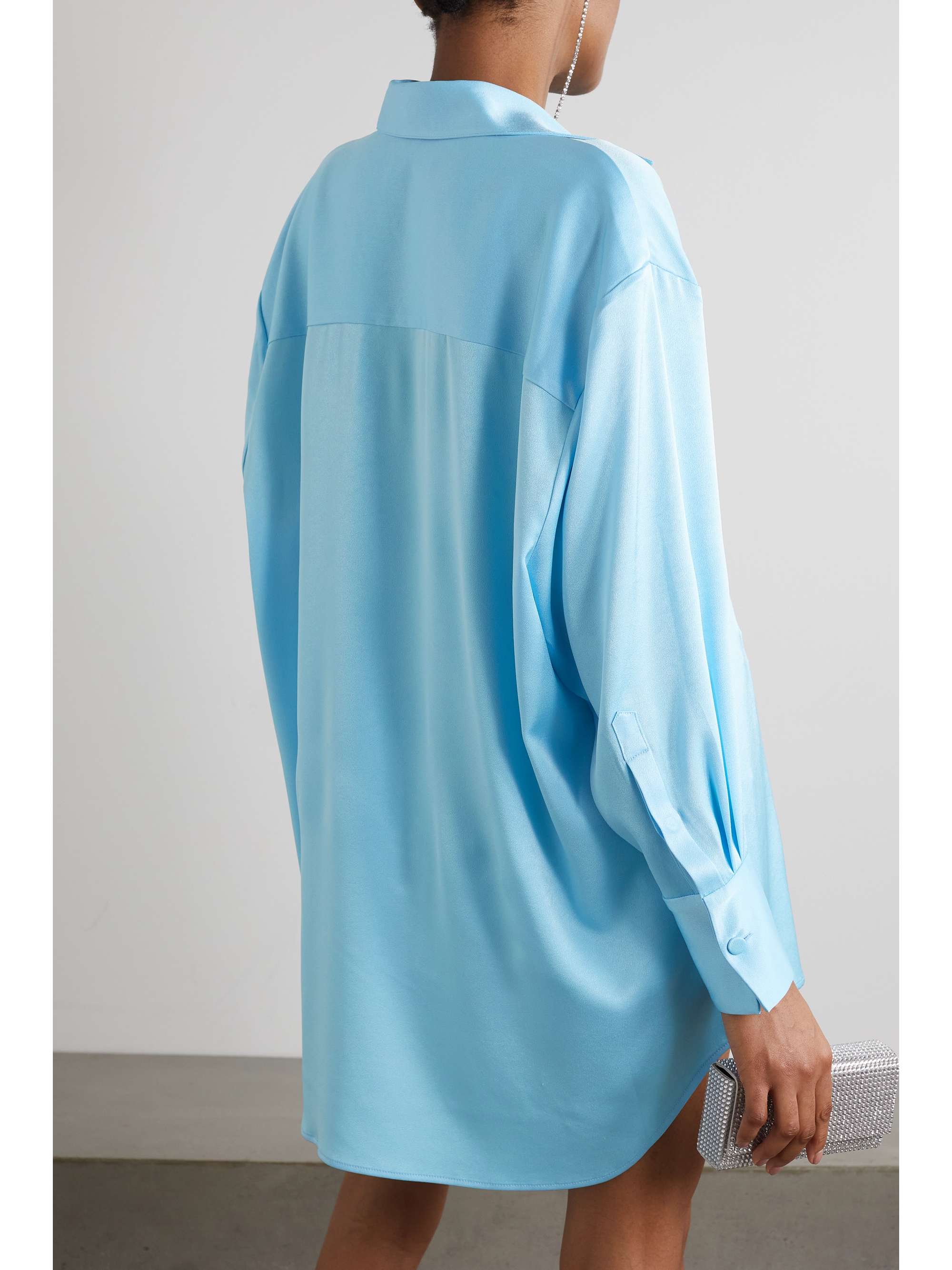 ALEX PERRY Lovell oversized satin-crepe shirt