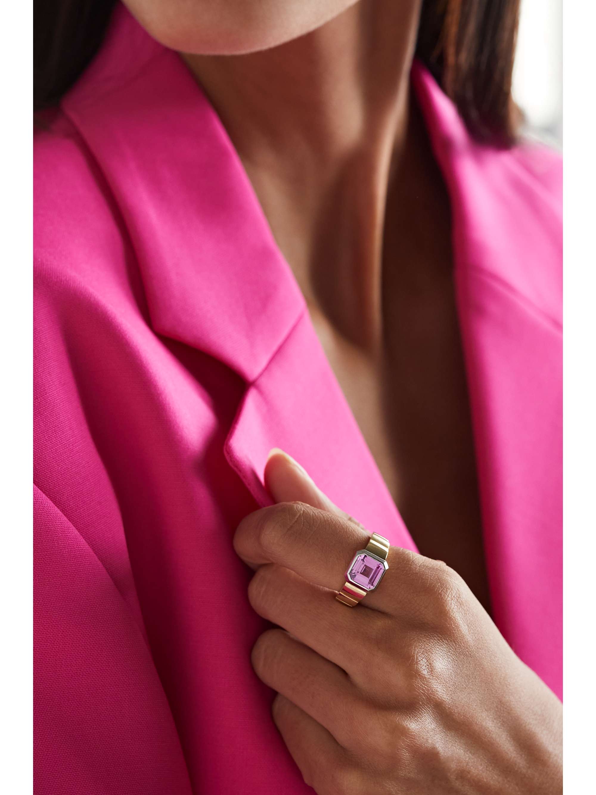YVONNE LÉON Chevaliere Princesse 9-karat yellow and white gold amethyst ring