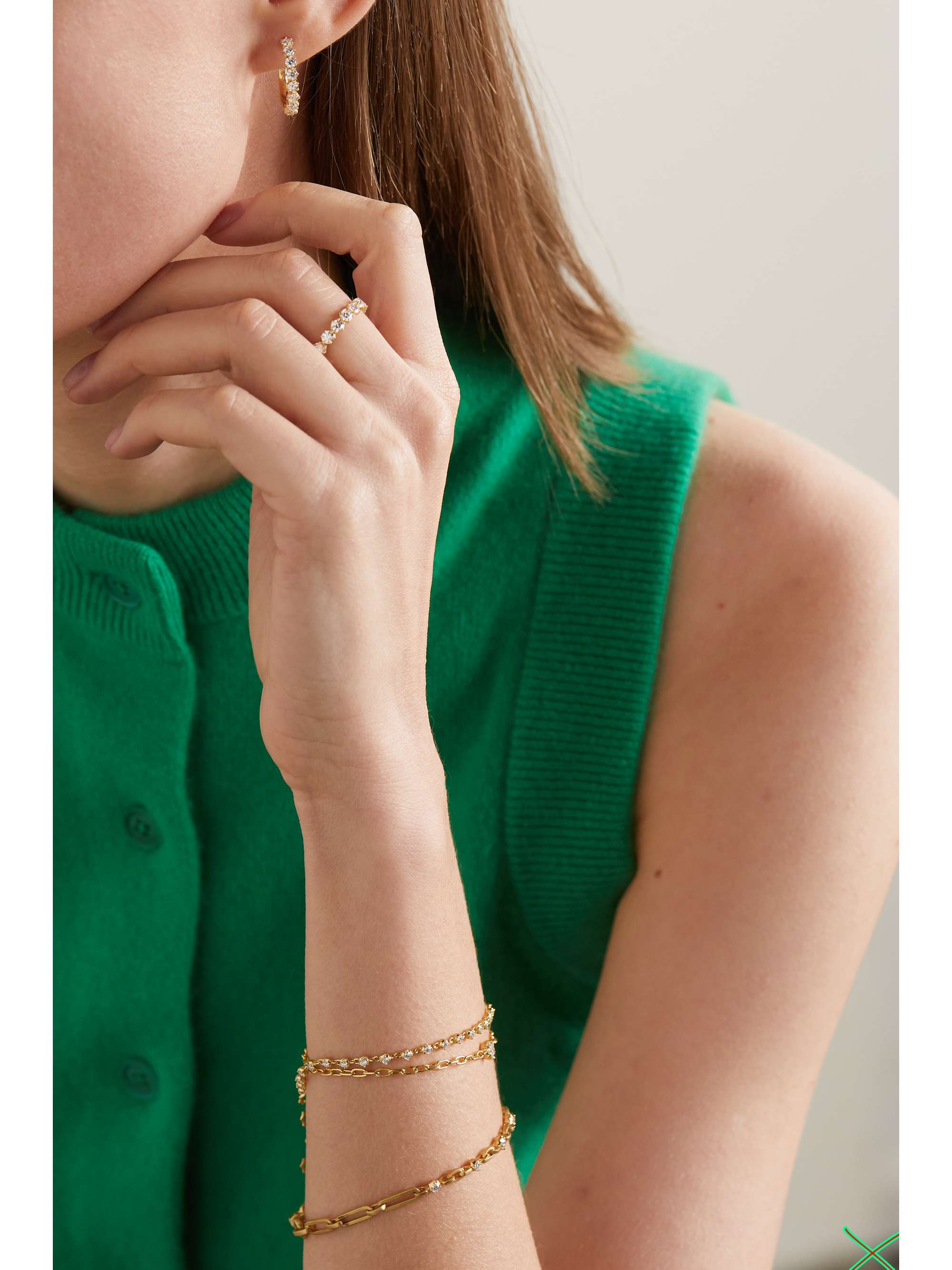 JADE TRAU Small Sophisticate Line Armband aus 18 Karat Gold mit Diamanten
