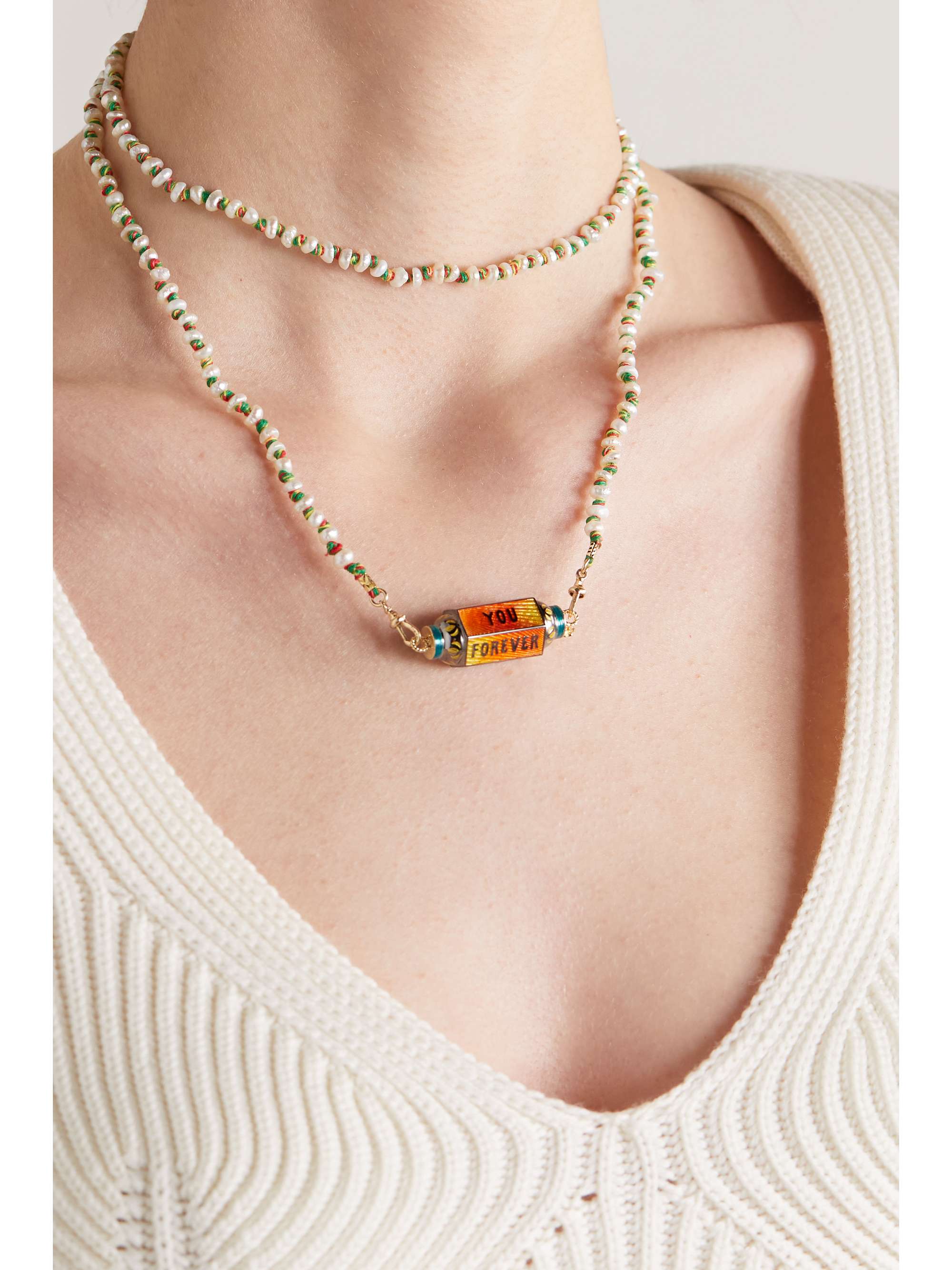 MARIE LICHTENBERG Kette aus 9 Karat Gold mit Perlen
