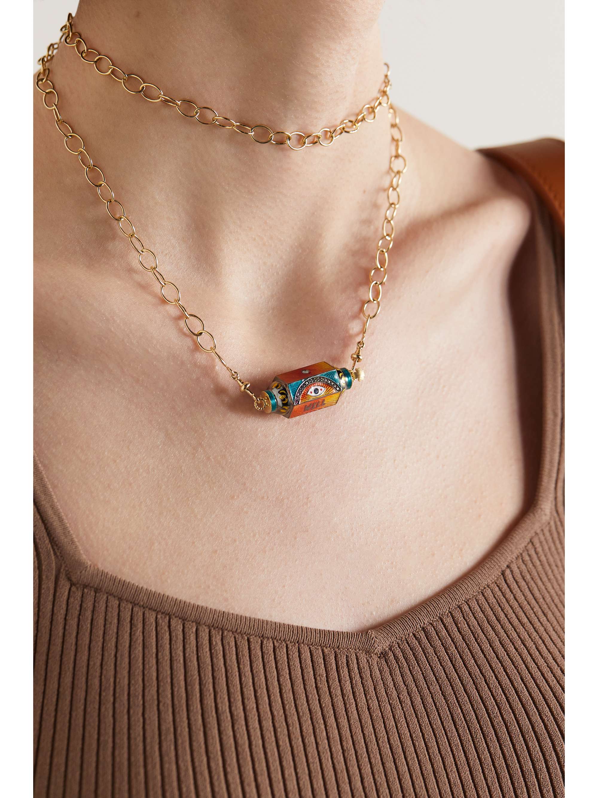 Rosa necklace deals