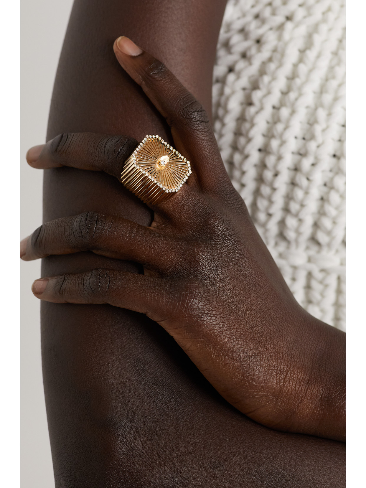 MARIE LICHTENBERG EYE SCAP 18-KARAT GOLD DIAMOND RING
