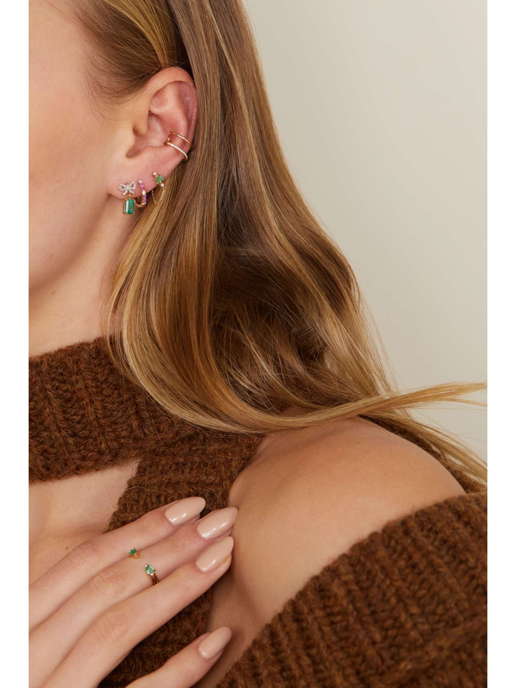 STONE AND STRAND 10-karat gold diamond ear cuff