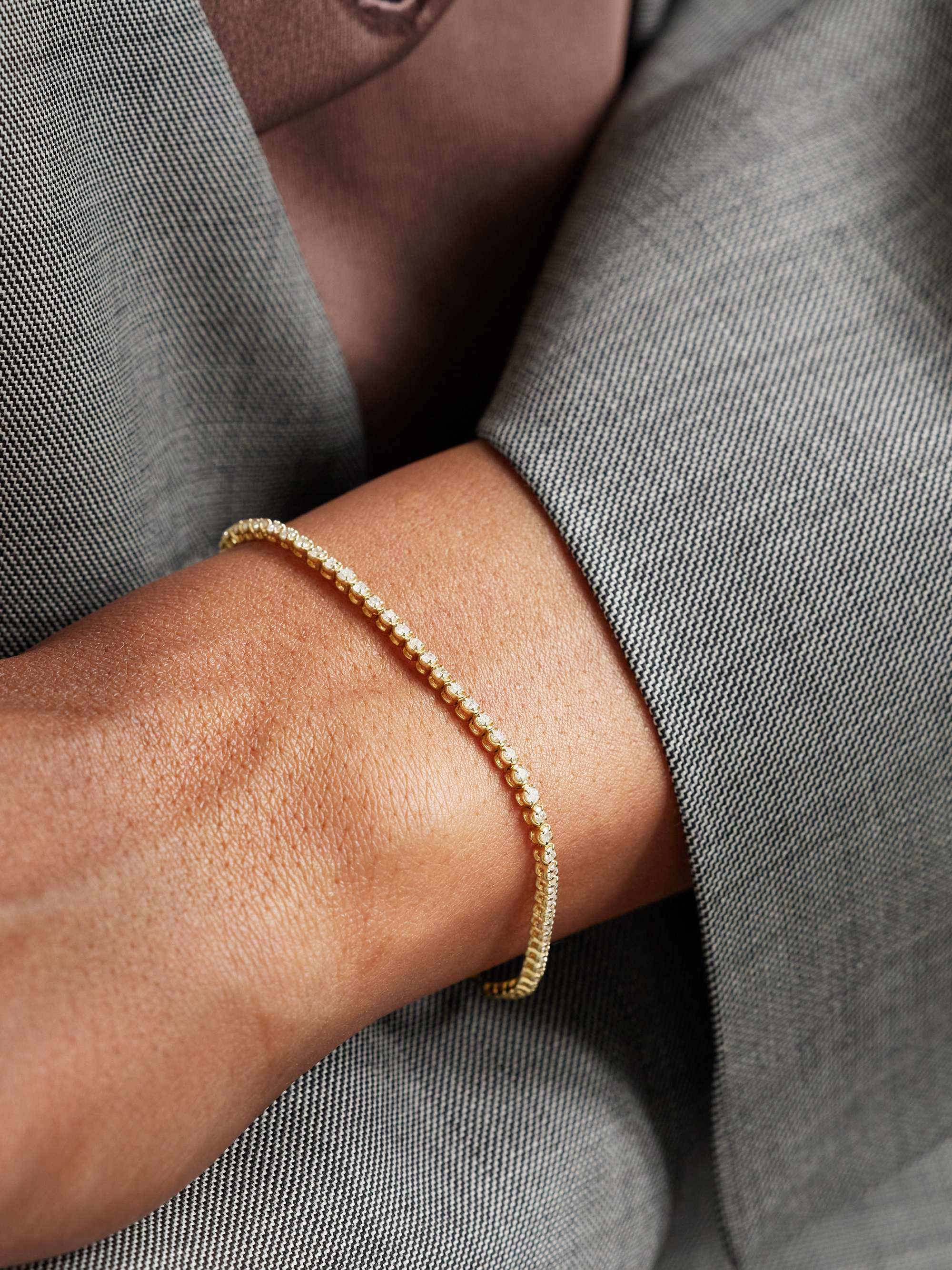 STONE AND STRAND Drop Shot gold diamond bracelet
