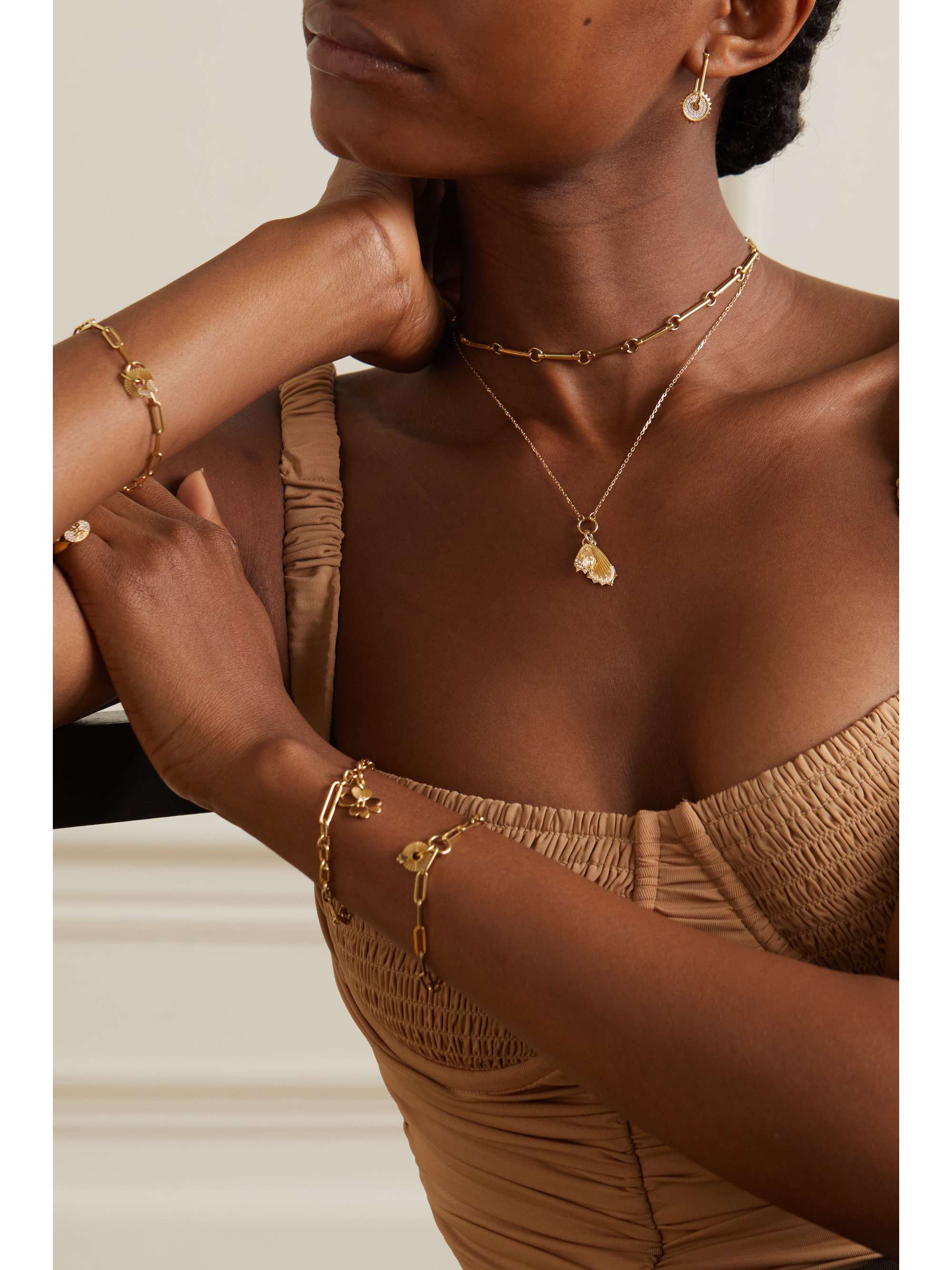 FOUNDRAE Encrusted Butterfly Wings 18-karat gold diamond necklace
