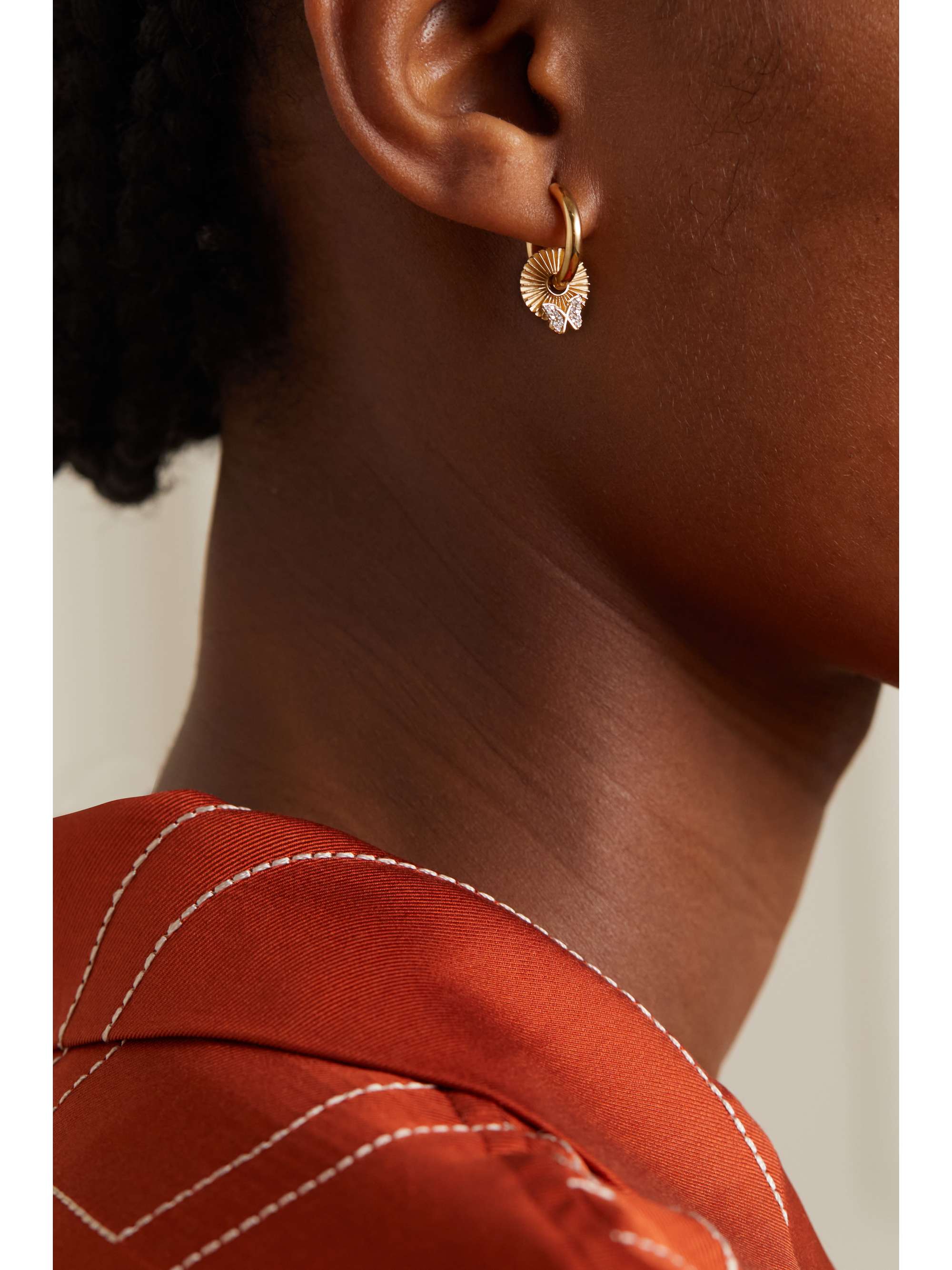 FOUNDRAE Reverie 18-karat gold diamond single hoop earring