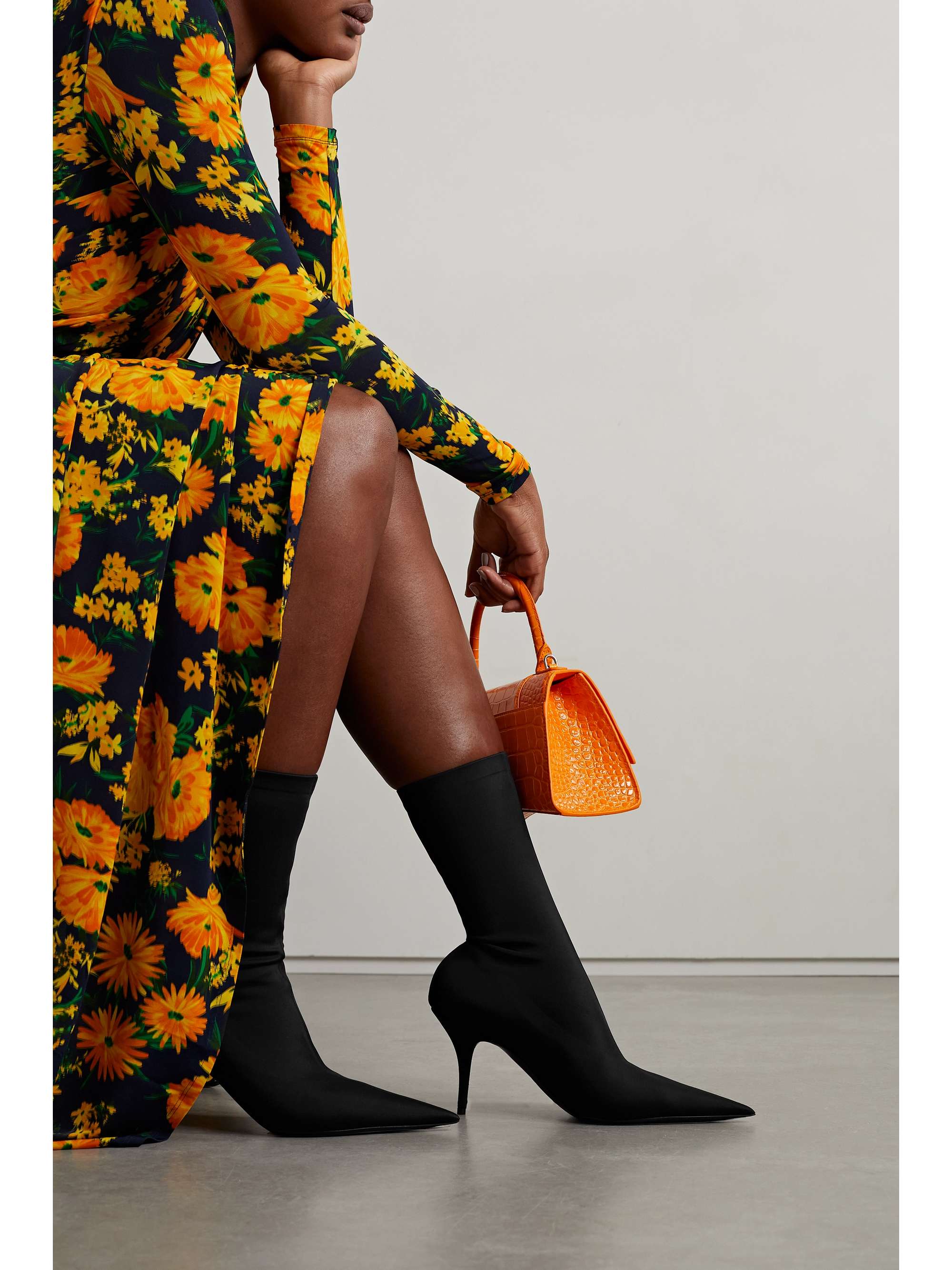 Komedieserie rysten radioaktivitet BALENCIAGA Knife stretch-knit sock boots | NET-A-PORTER