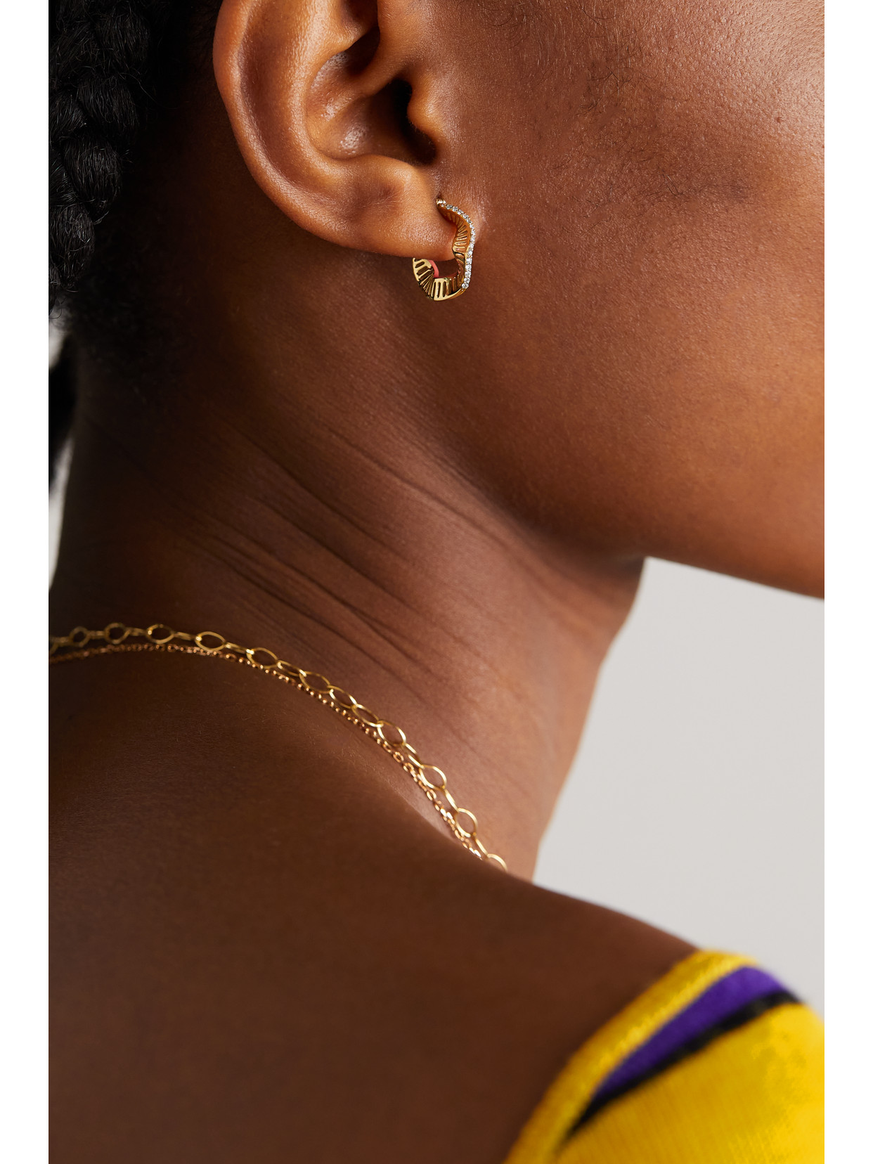 L'atelier Nawbar Twisted Waves 18-karat Gold, Enamel And Diamond Hoop Earrings In Gold