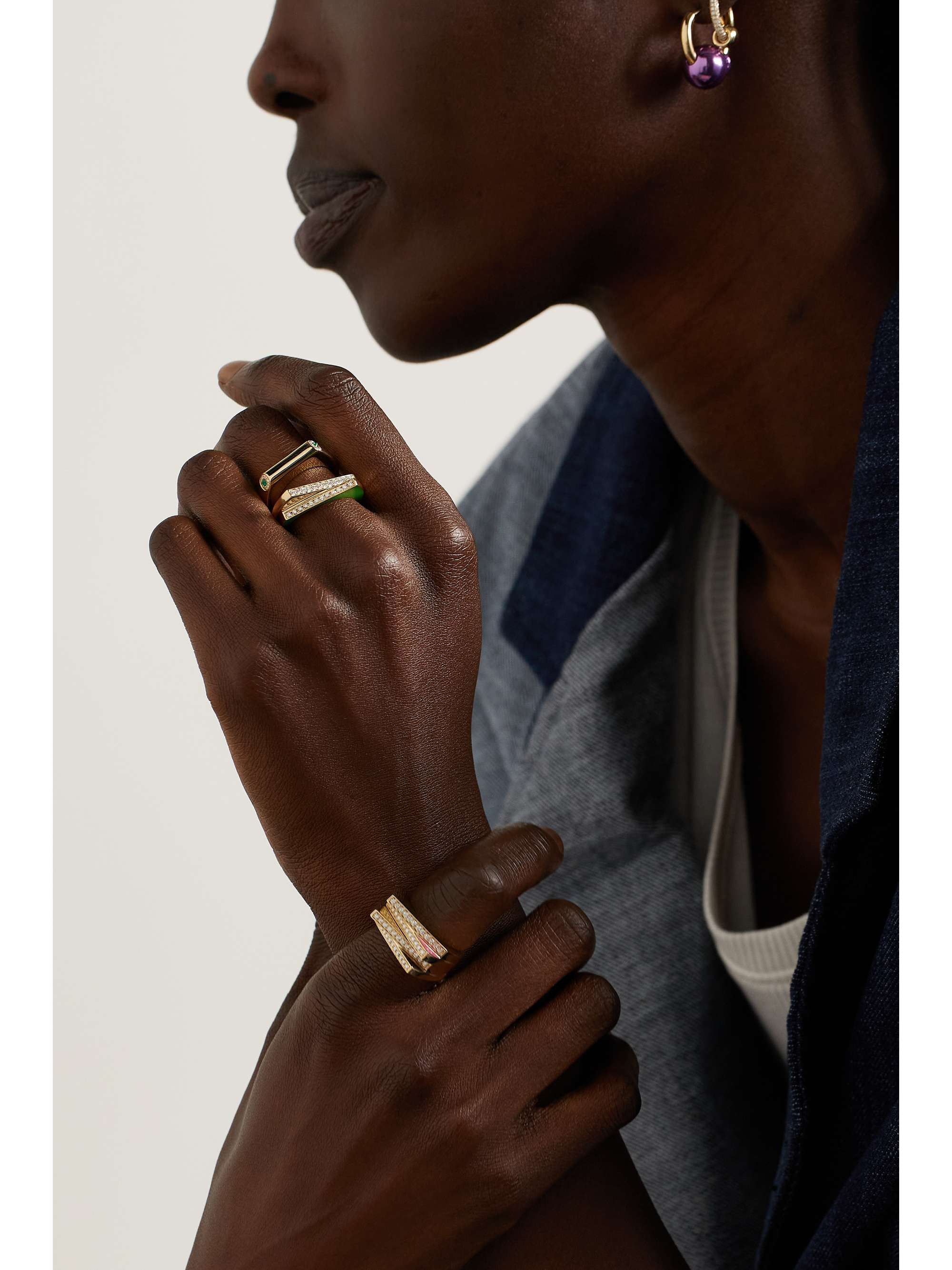 RAINBOW K Handcuff 14-karat gold, diamond and enamel ring