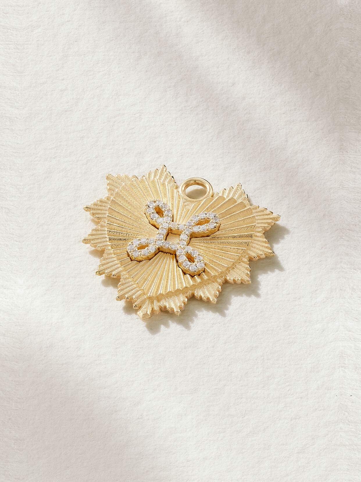 Foundrae - True Love Knot 18-karat Gold Diamond Pendant - One size