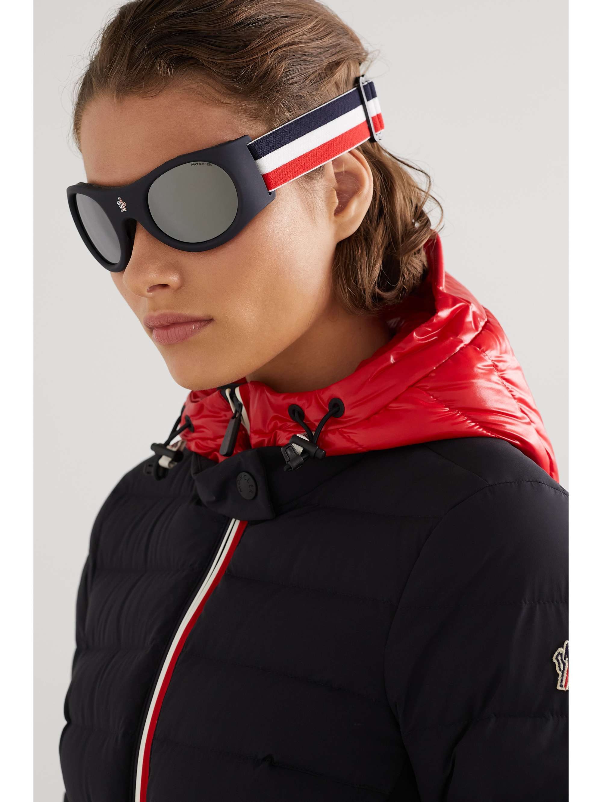 Mirrored ski goggles