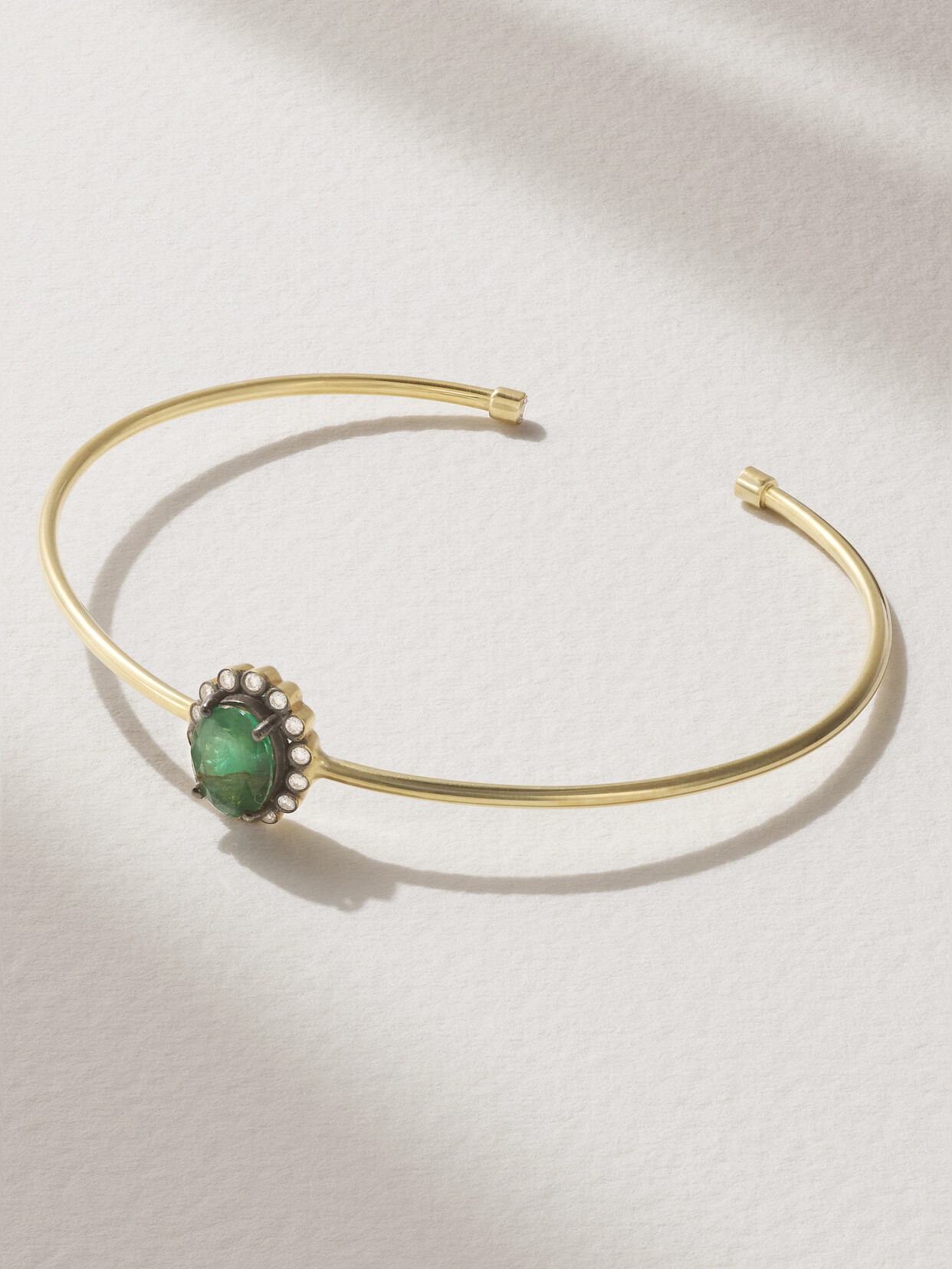 Amrapali London 18-karat Gold, Emerald And Diamond Cuff