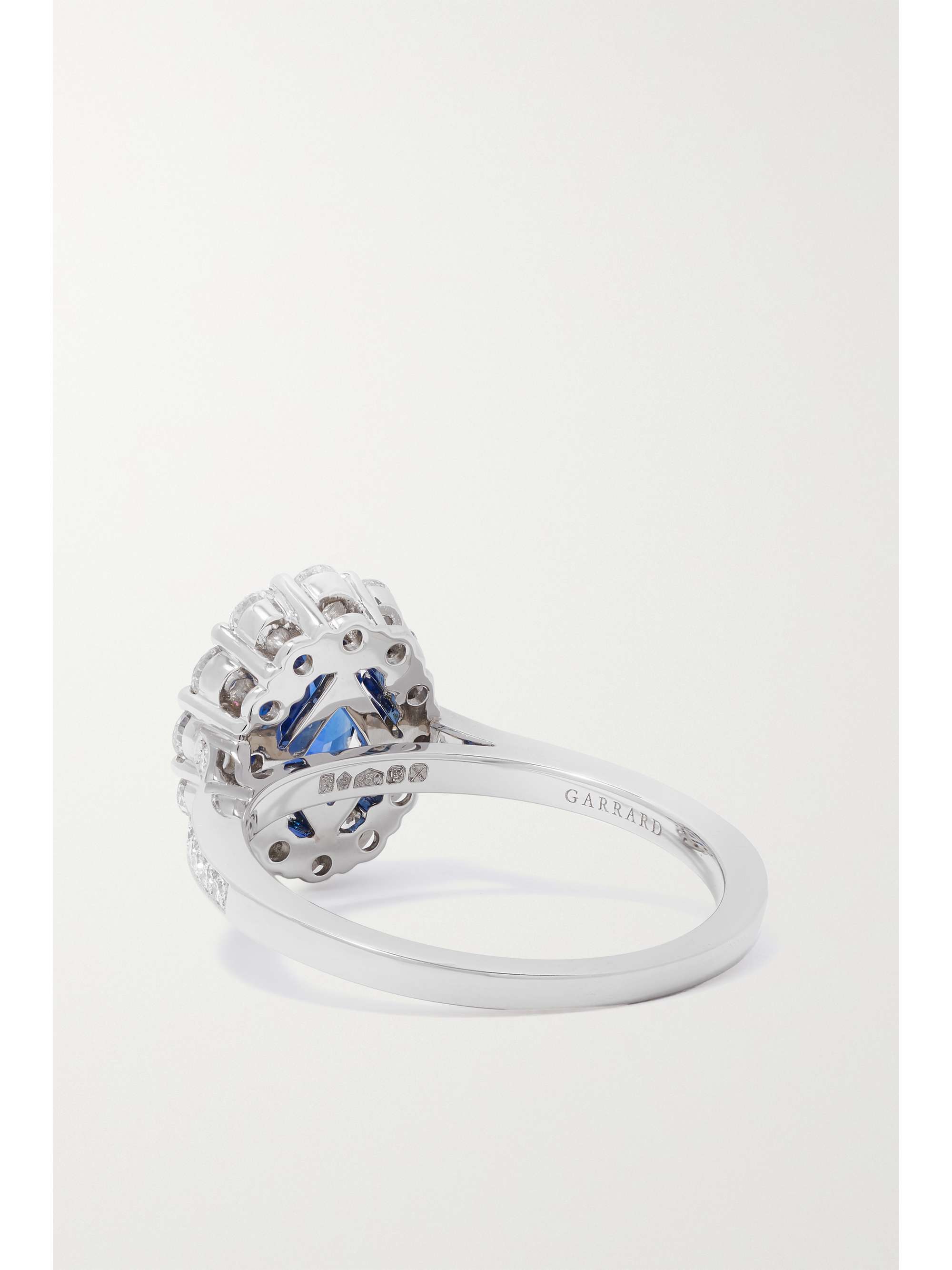 GARRARD Bague en platine, saphir et diamants 1735