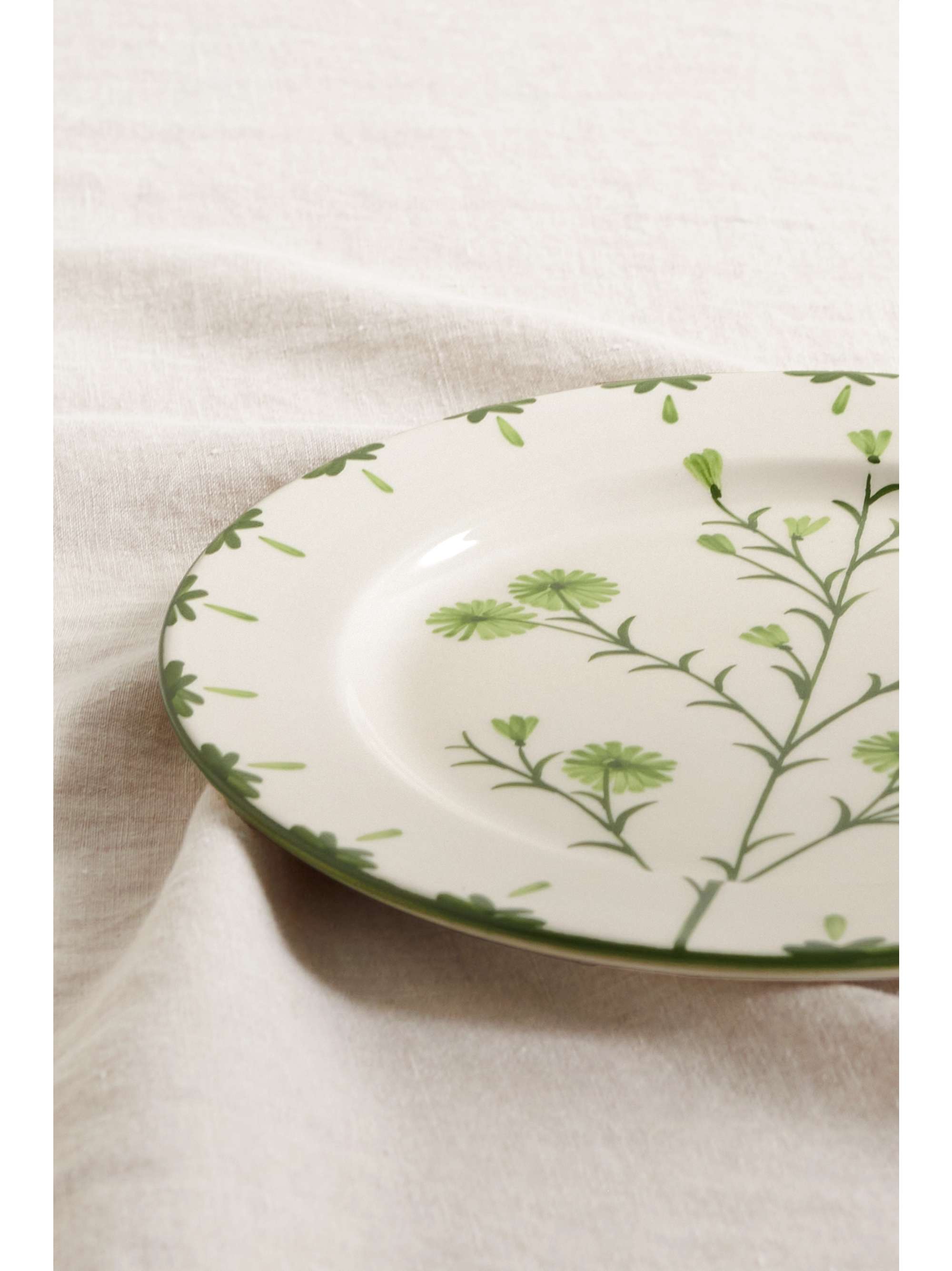 MAISON MARGAUX Winchester set of eight ceramic dinner and dessert