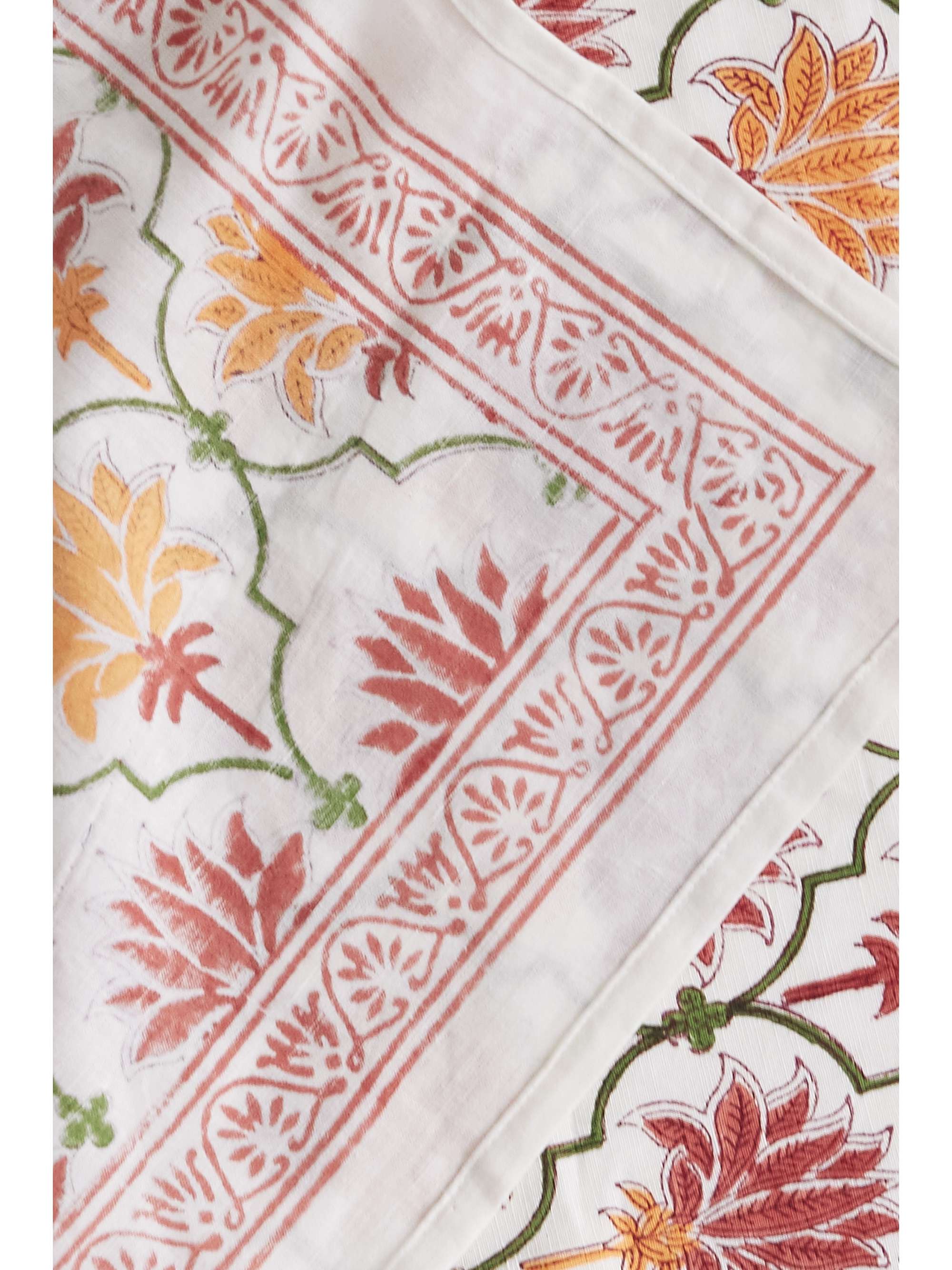 MAISON MARGAUX Indiana printed linen tablecloth and set of eight embroidered scalloped napkins