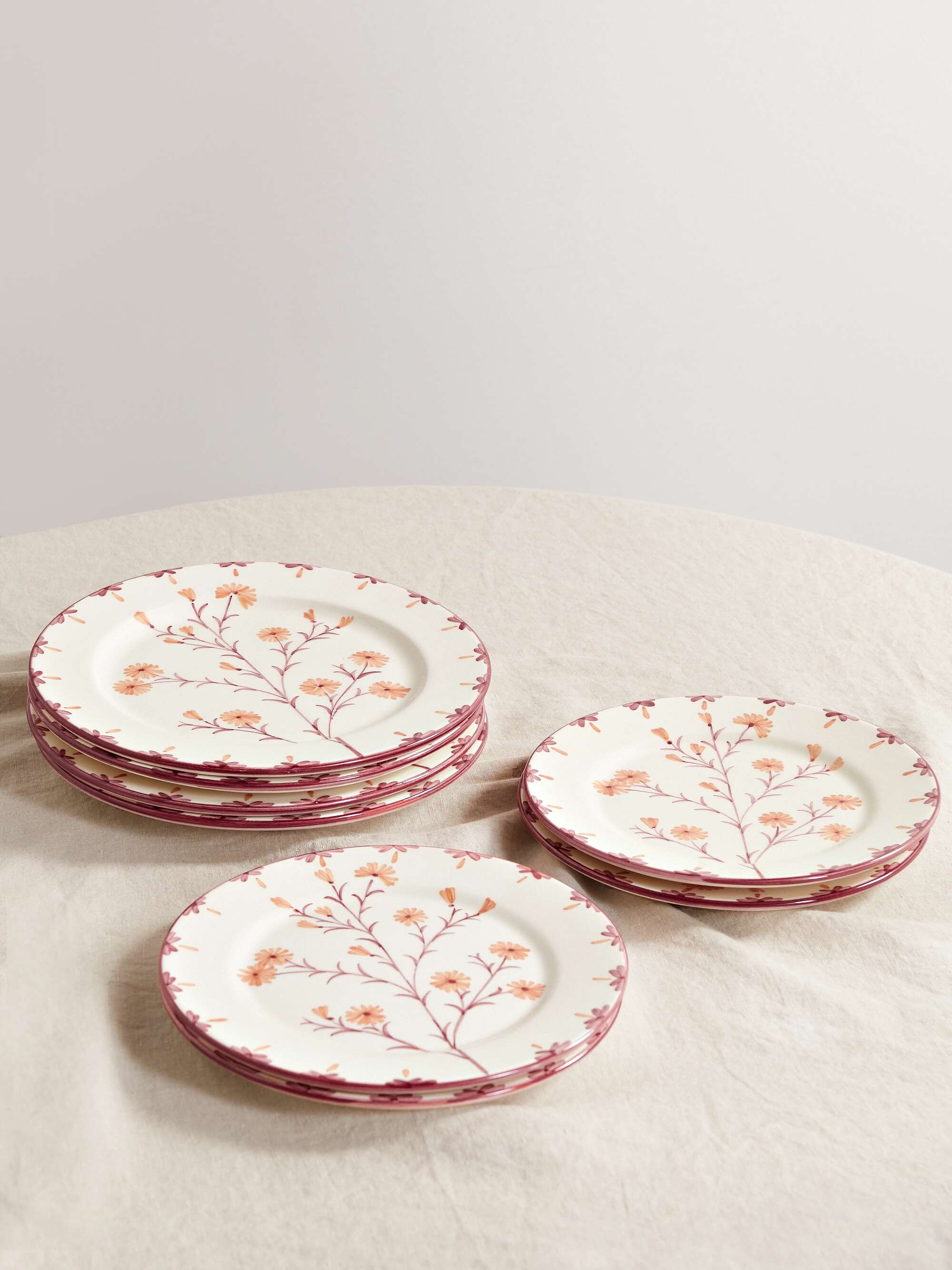 MAISON MARGAUX Winchester set of eight ceramic dinner and dessert