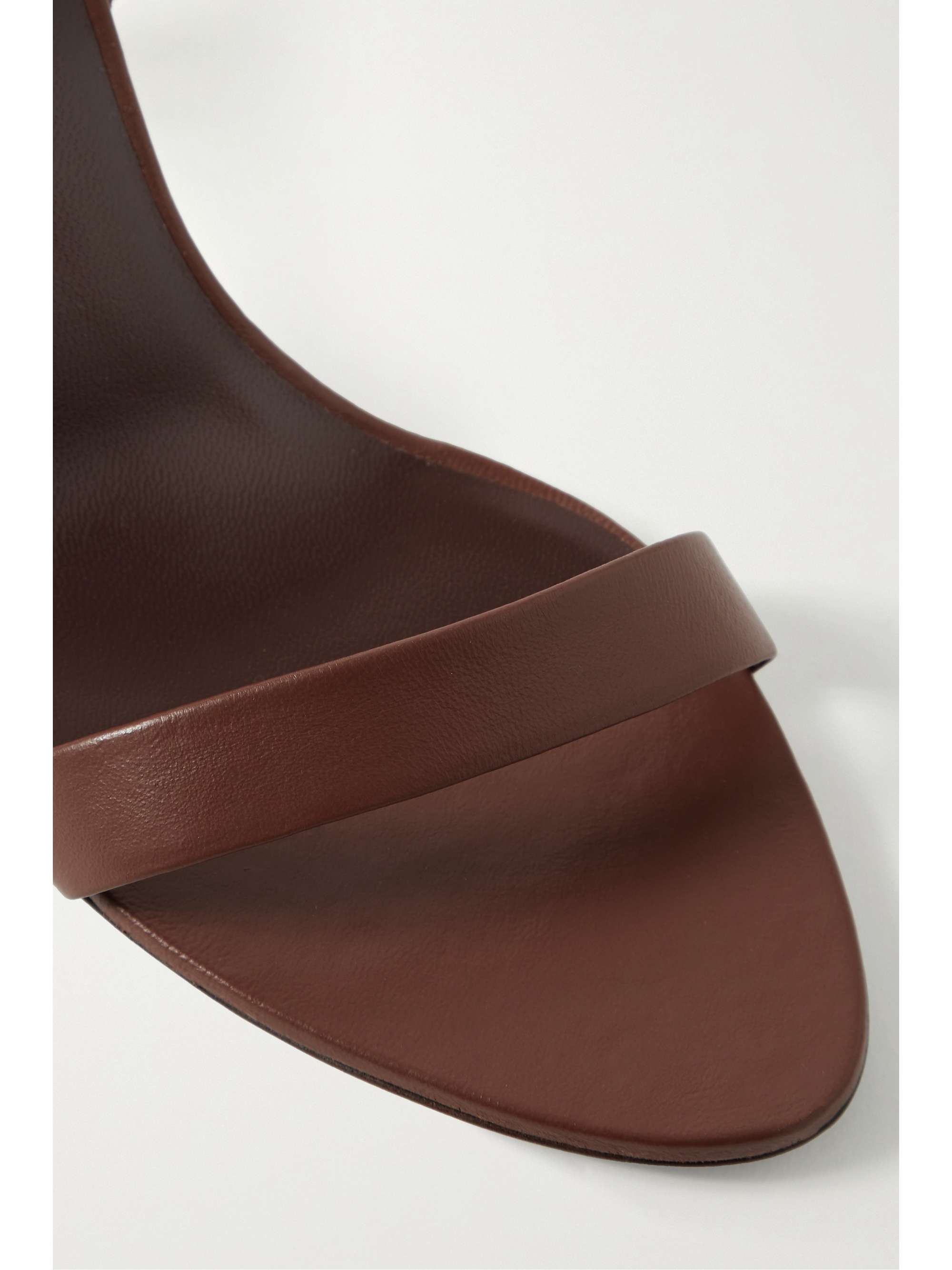 THE ROW Sandali in pelle con lacci Maud