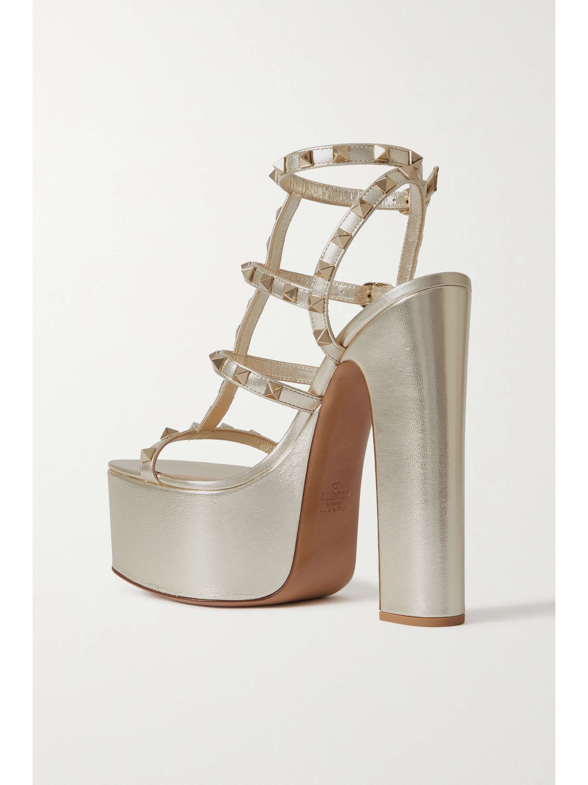 VALENTINO GARAVANI Rockstud 155 metallic leather platform sandals