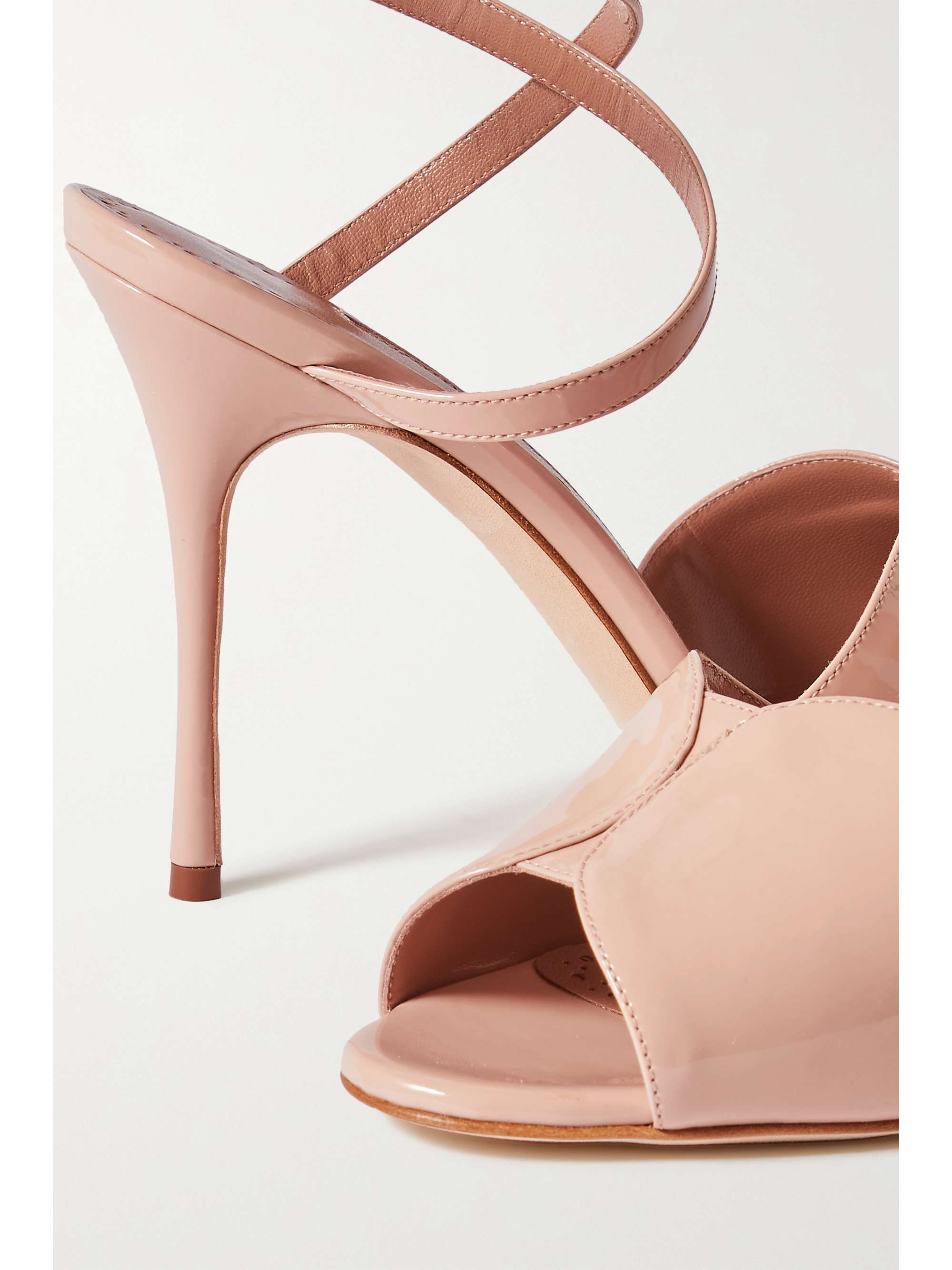 MANOLO BLAHNIK Hourani 105 Sandalen aus Lackleder